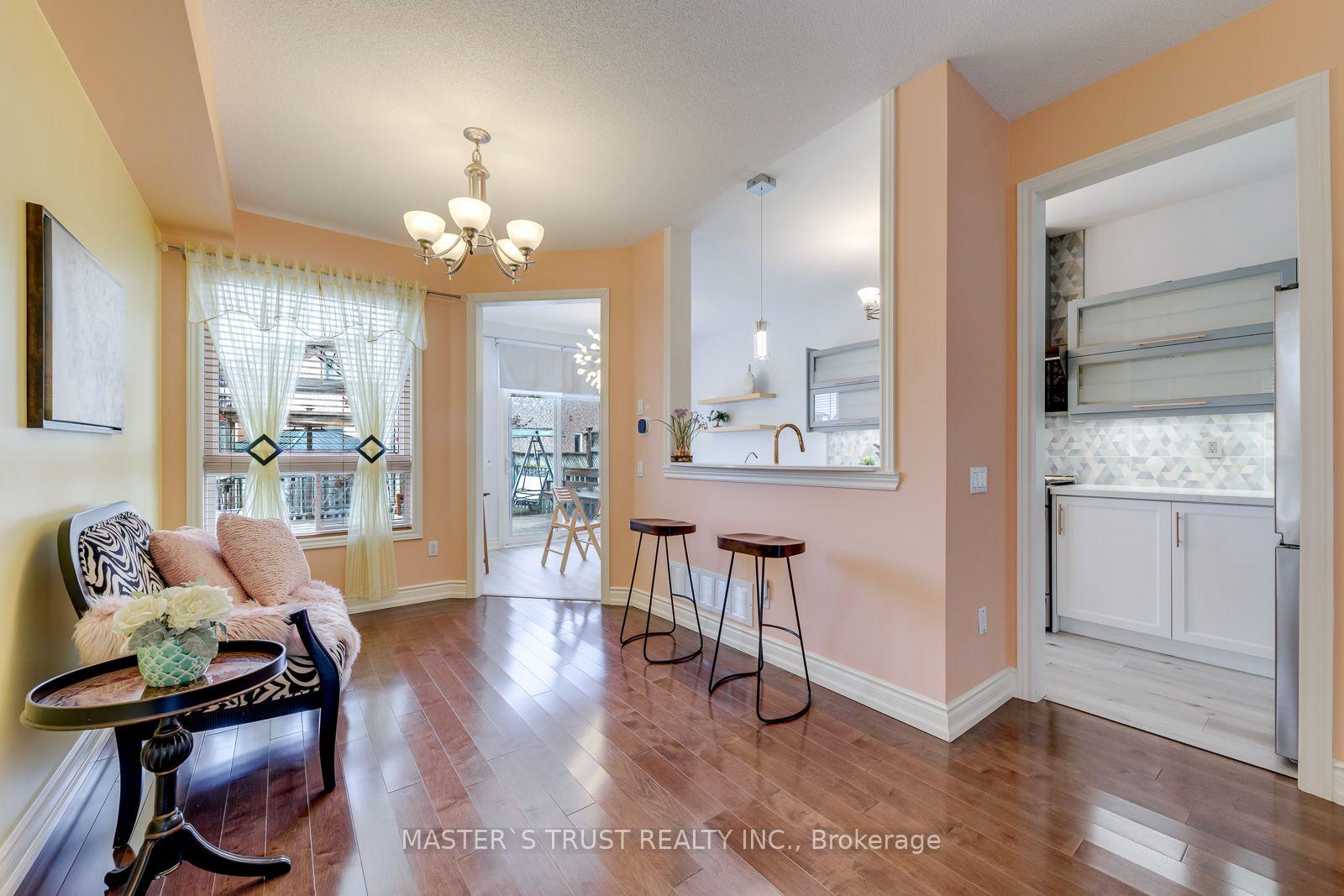 Photo 11 of 797 Khan Crescent, Mississauga, East Credit — HOMEH