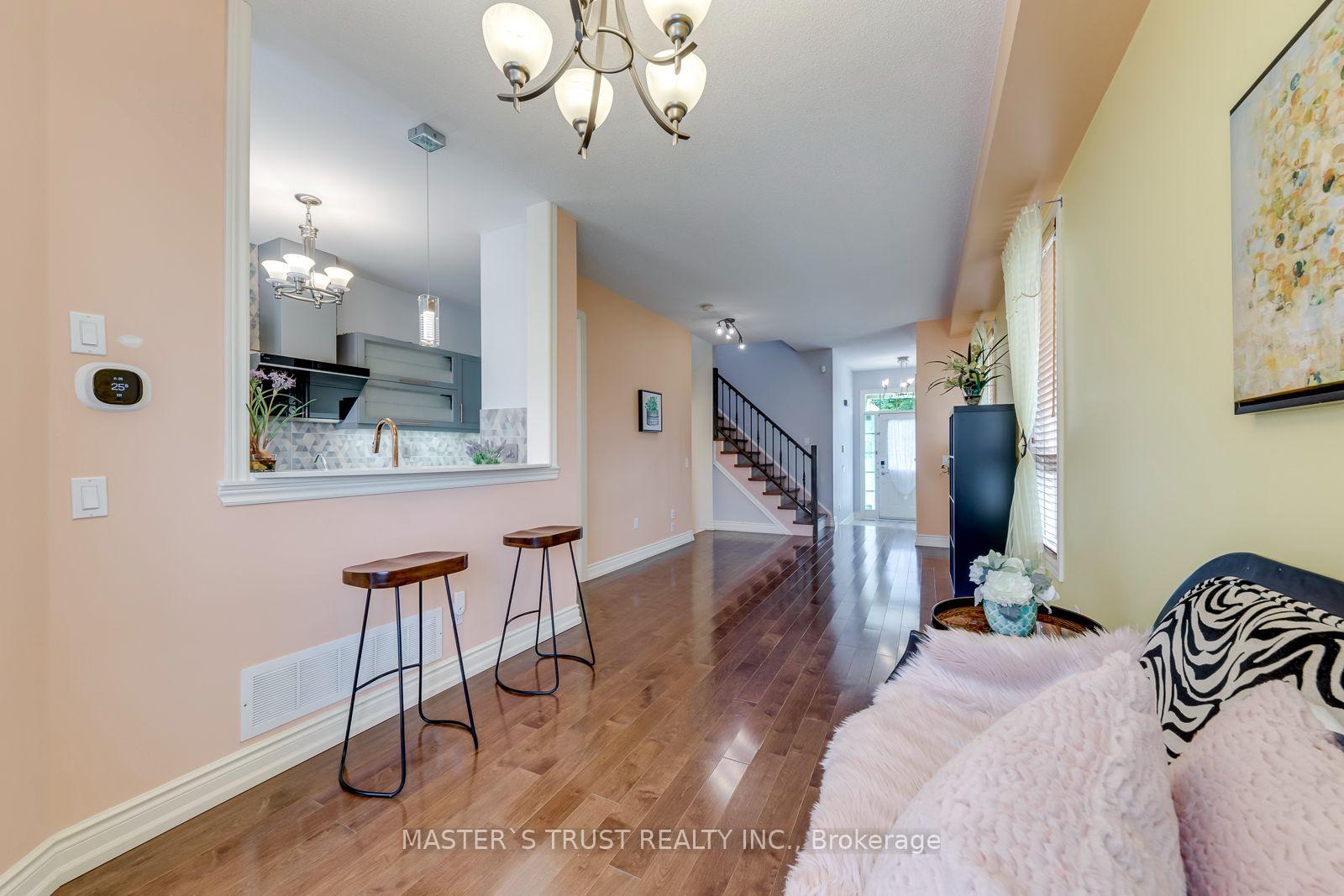 Photo 13 of 797 Khan Crescent, Mississauga, East Credit — HOMEH