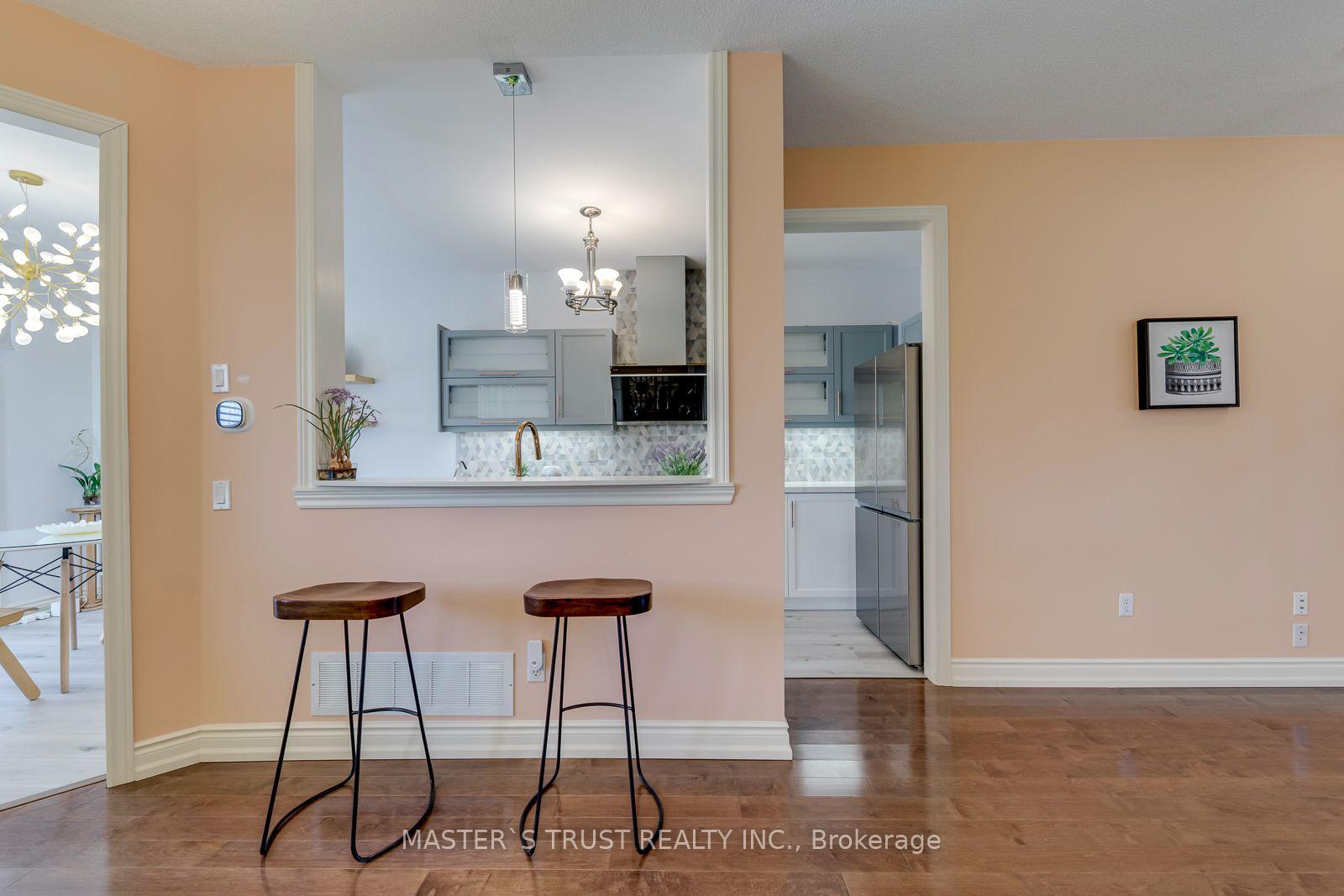 Photo 14 of 797 Khan Crescent, Mississauga, East Credit — HOMEH