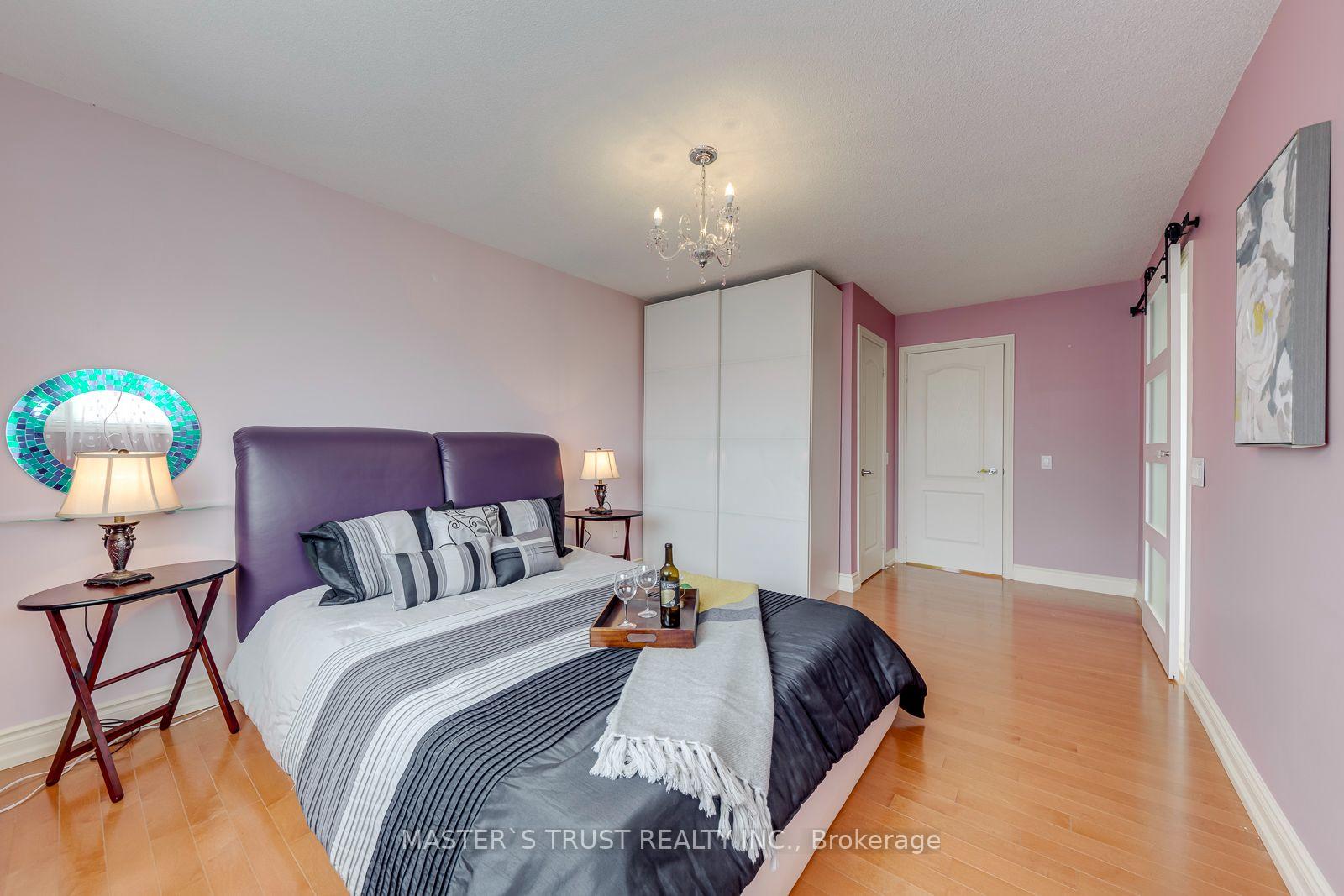 Photo 35 of 797 Khan Crescent, Mississauga, East Credit — HOMEH