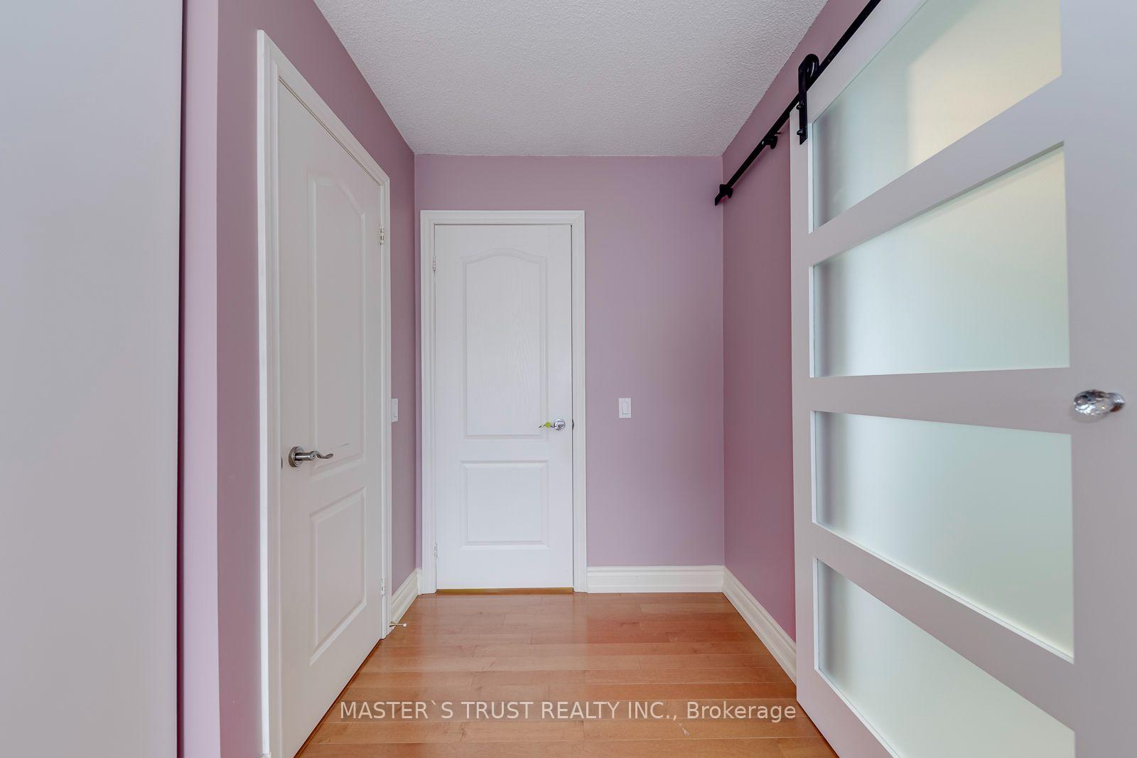 Photo 36 of 797 Khan Crescent, Mississauga, East Credit — HOMEH