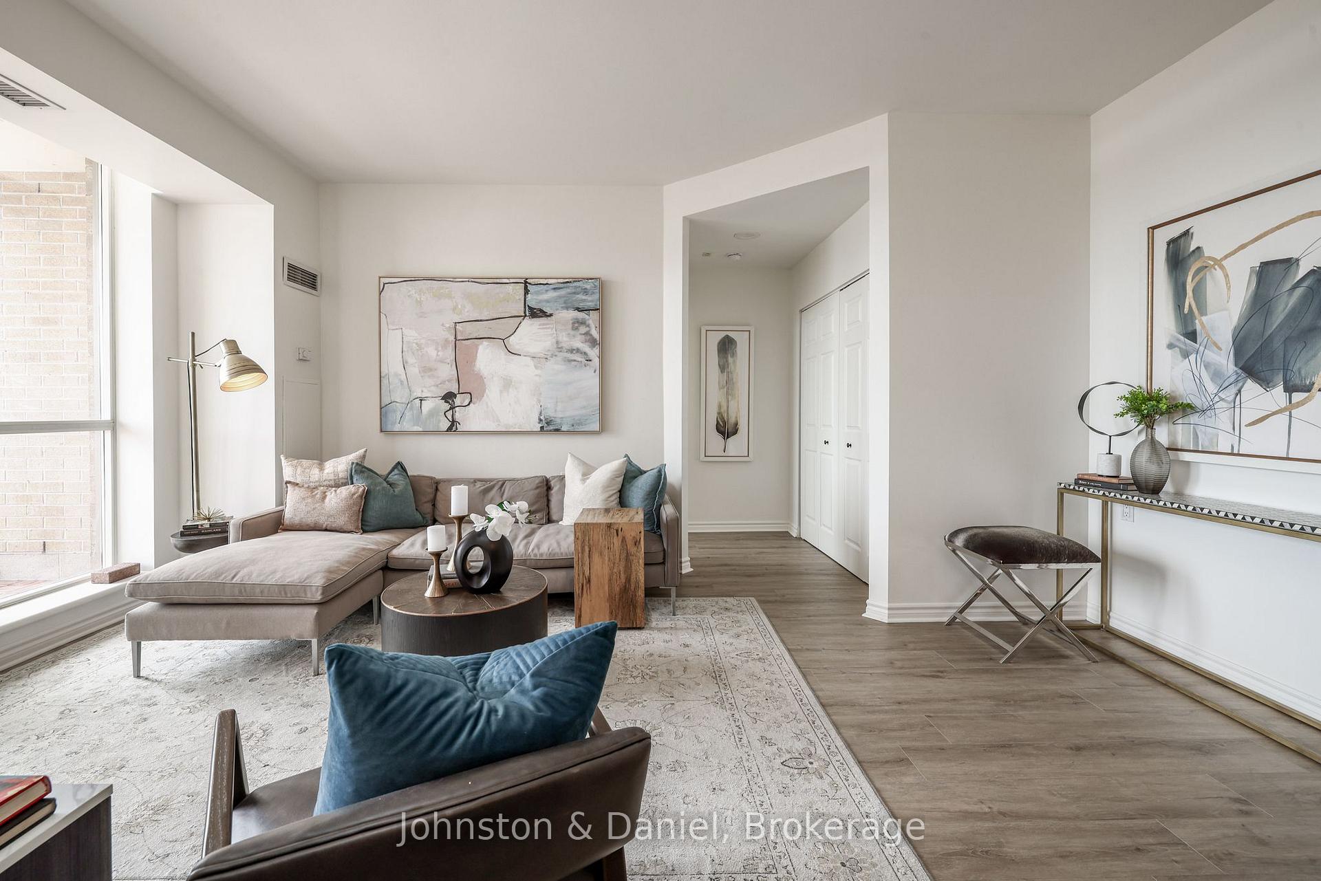 Photo 4 of Unit 302, 1750 Bayview Avenue, Toronto, Mount Pleasant East — HOMEH