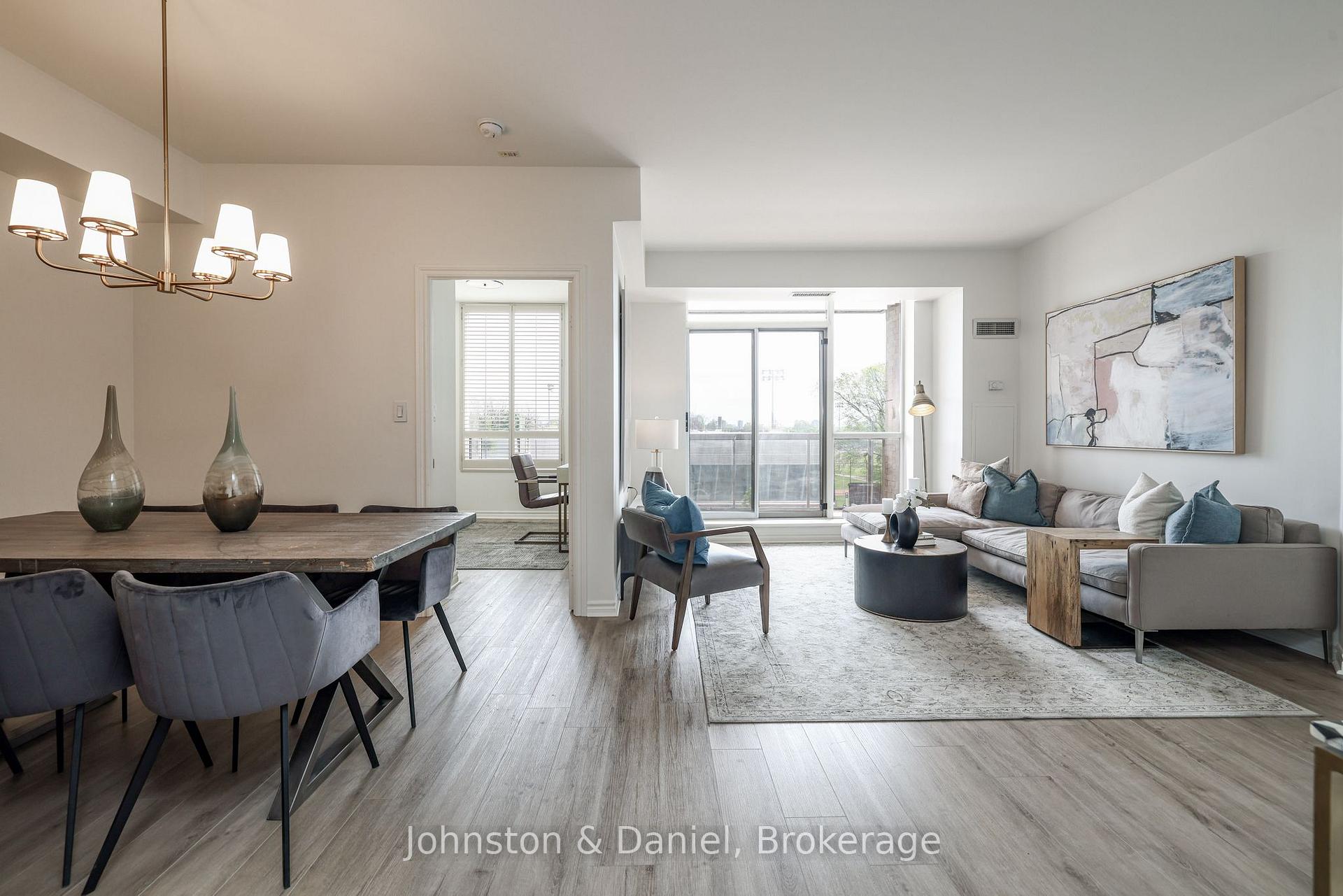 Photo 6 of Unit 302, 1750 Bayview Avenue, Toronto, Mount Pleasant East — HOMEH