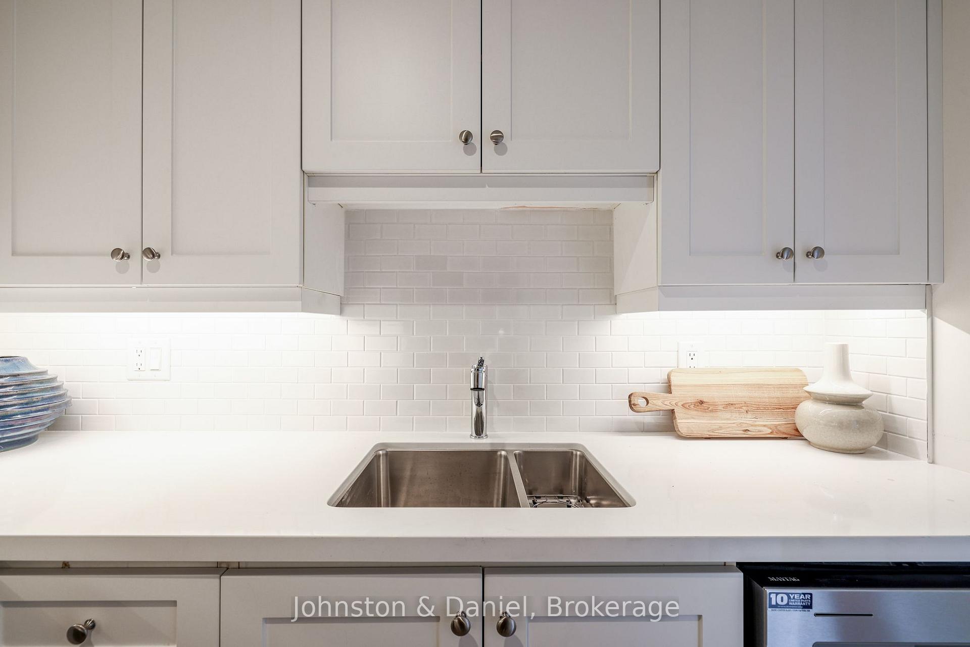Photo 12 of Unit 302, 1750 Bayview Avenue, Toronto, Mount Pleasant East — HOMEH