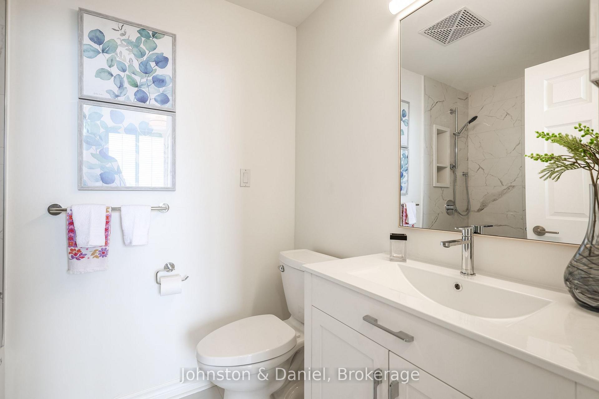 Photo 18 of Unit 302, 1750 Bayview Avenue, Toronto, Mount Pleasant East — HOMEH