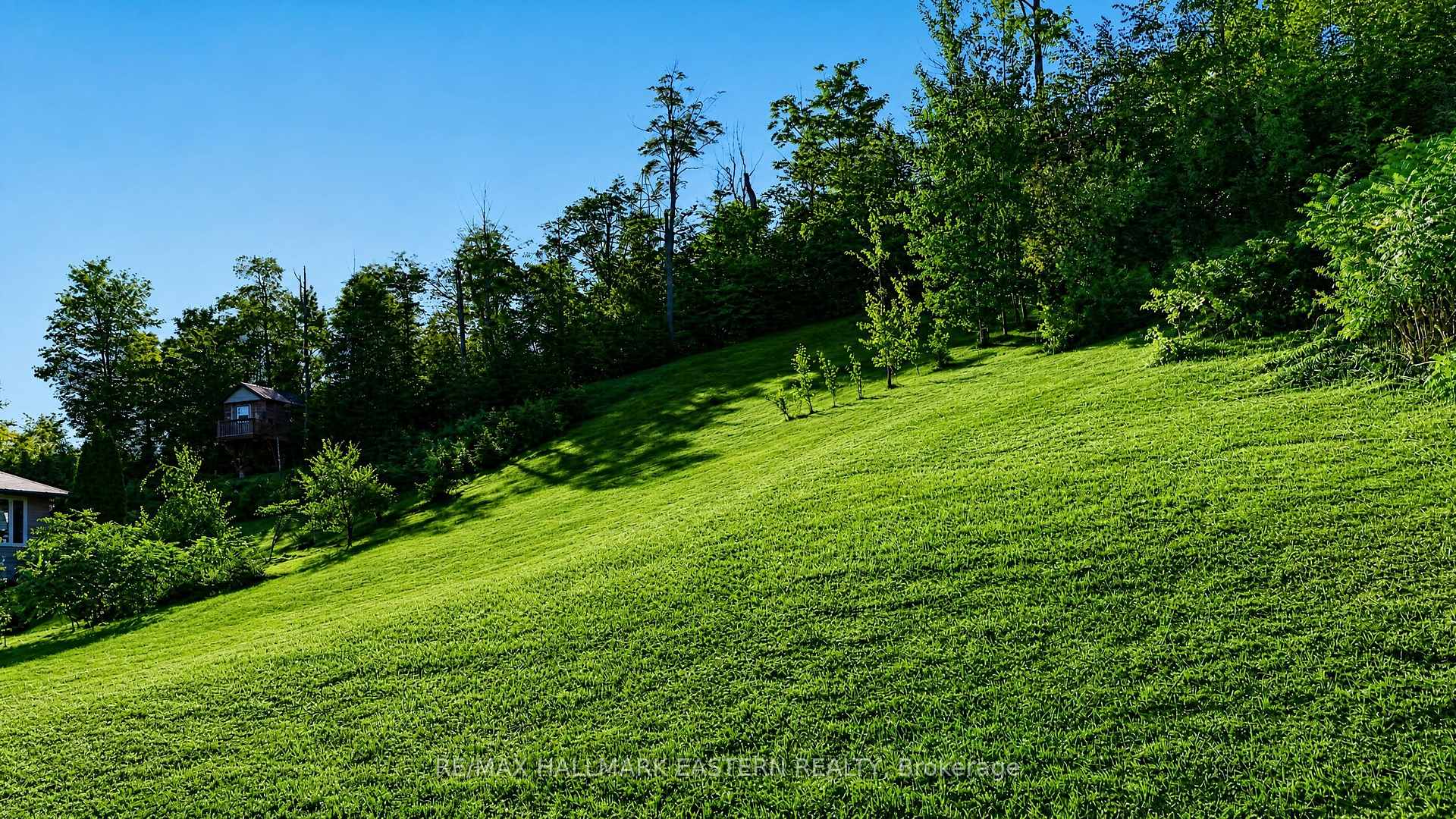 Photo 18 of 406 Country Lane, Selwyn — HOMEH