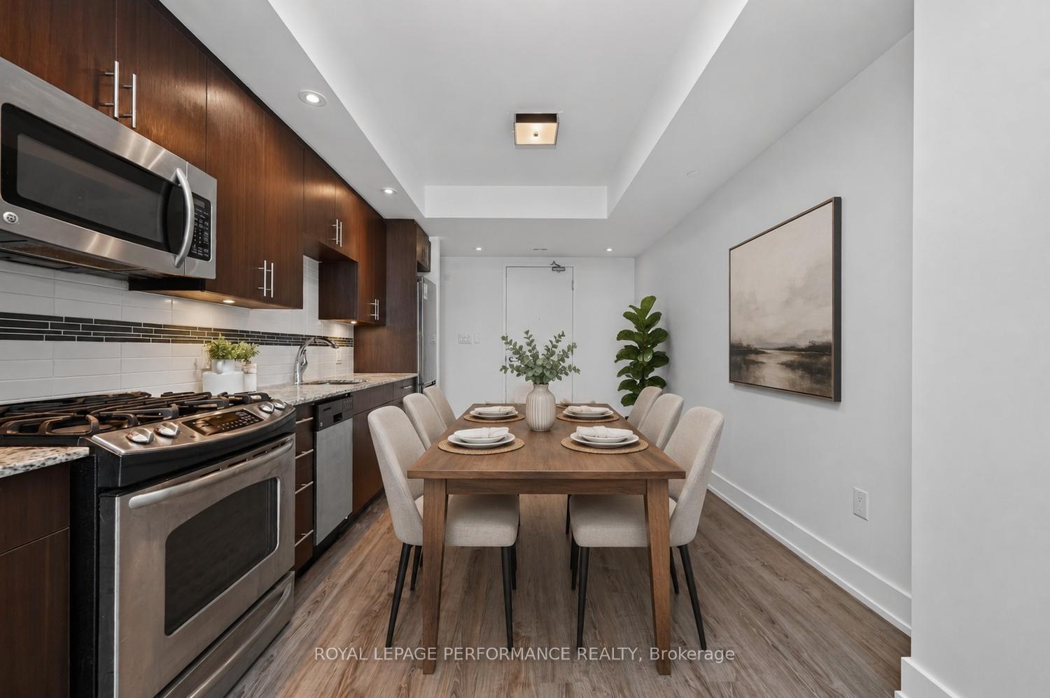 Photo 11 of Unit 903, 100 Champagne Avenue S, Ottawa, West Centre Town — HOMEH