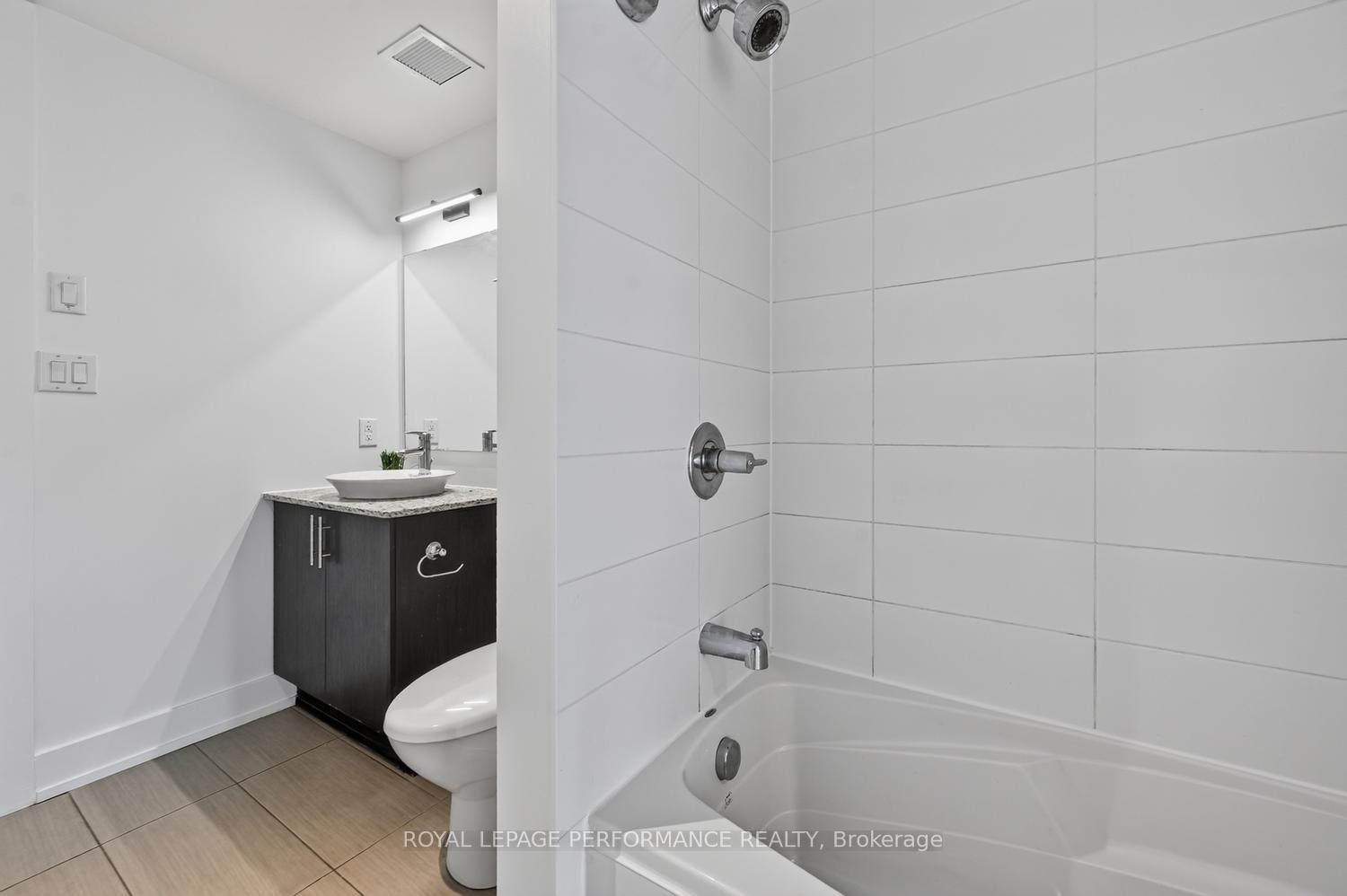Photo 21 of Unit 903, 100 Champagne Avenue S, Ottawa, West Centre Town — HOMEH