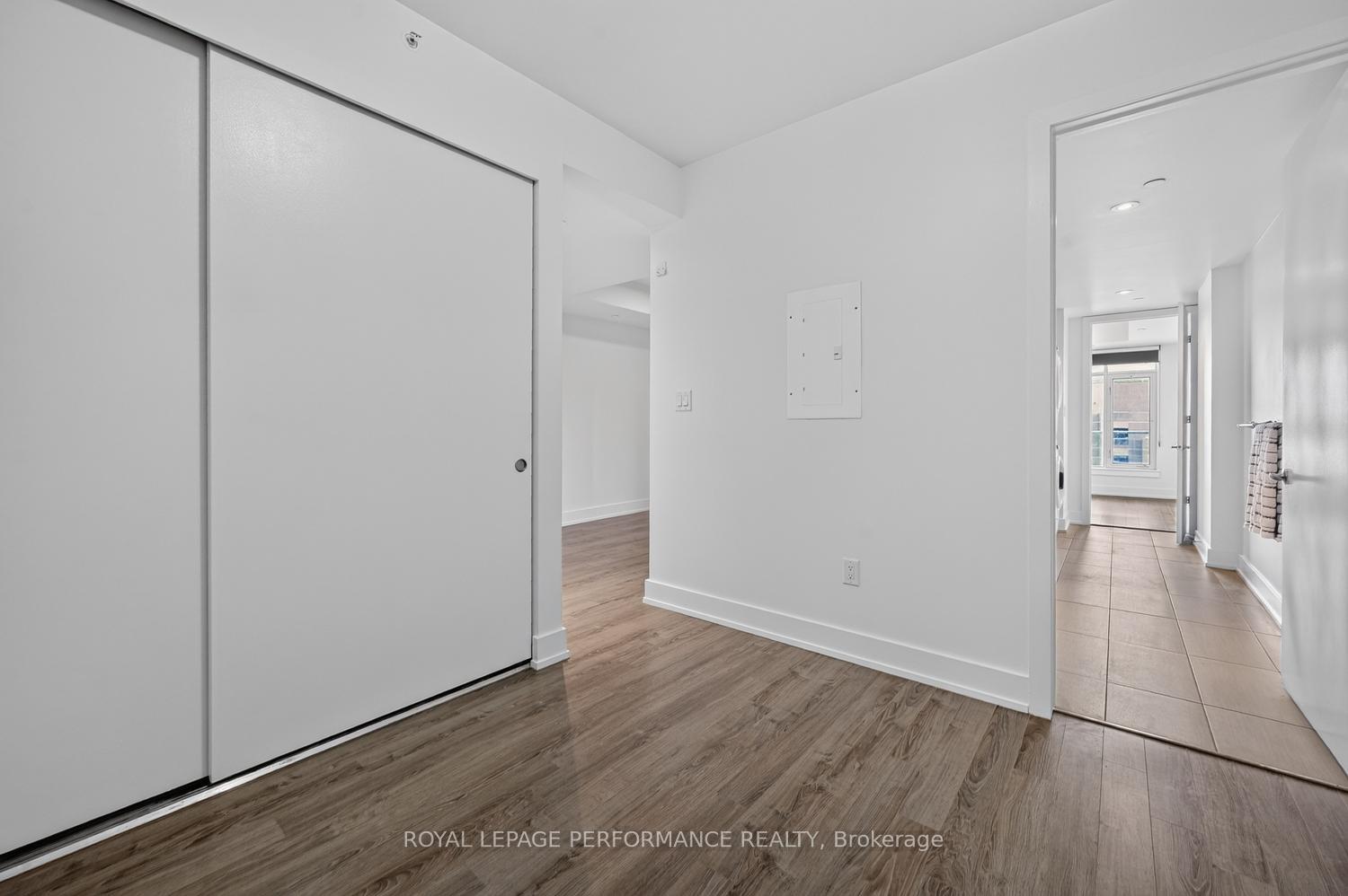 Photo 25 of Unit 903, 100 Champagne Avenue S, Ottawa, West Centre Town — HOMEH