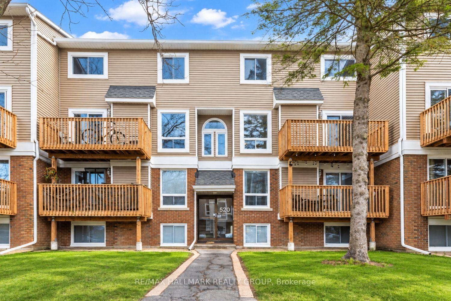 Front of Unit 8, 520 Fenerty Court