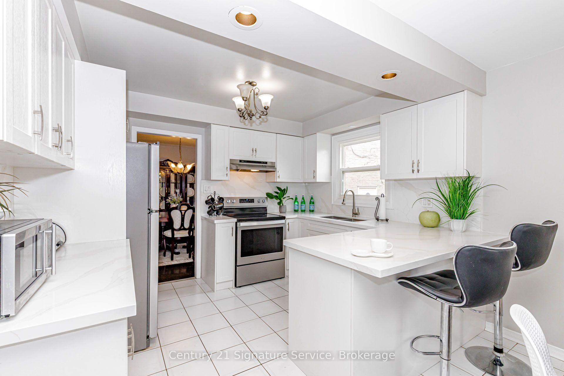 Photo 19 of 22 Merganser Crescent, Brampton, Fletcher's Creek South — HOMEH
