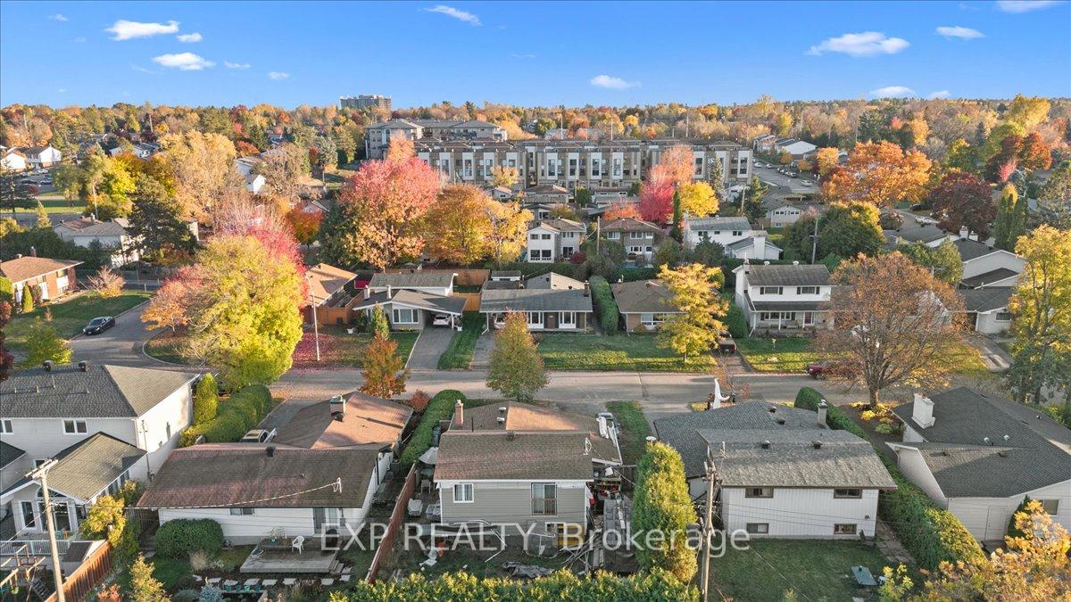 Photo 36 of 2670 Stone Crescent N, Ottawa, Redwood Park — HOMEH