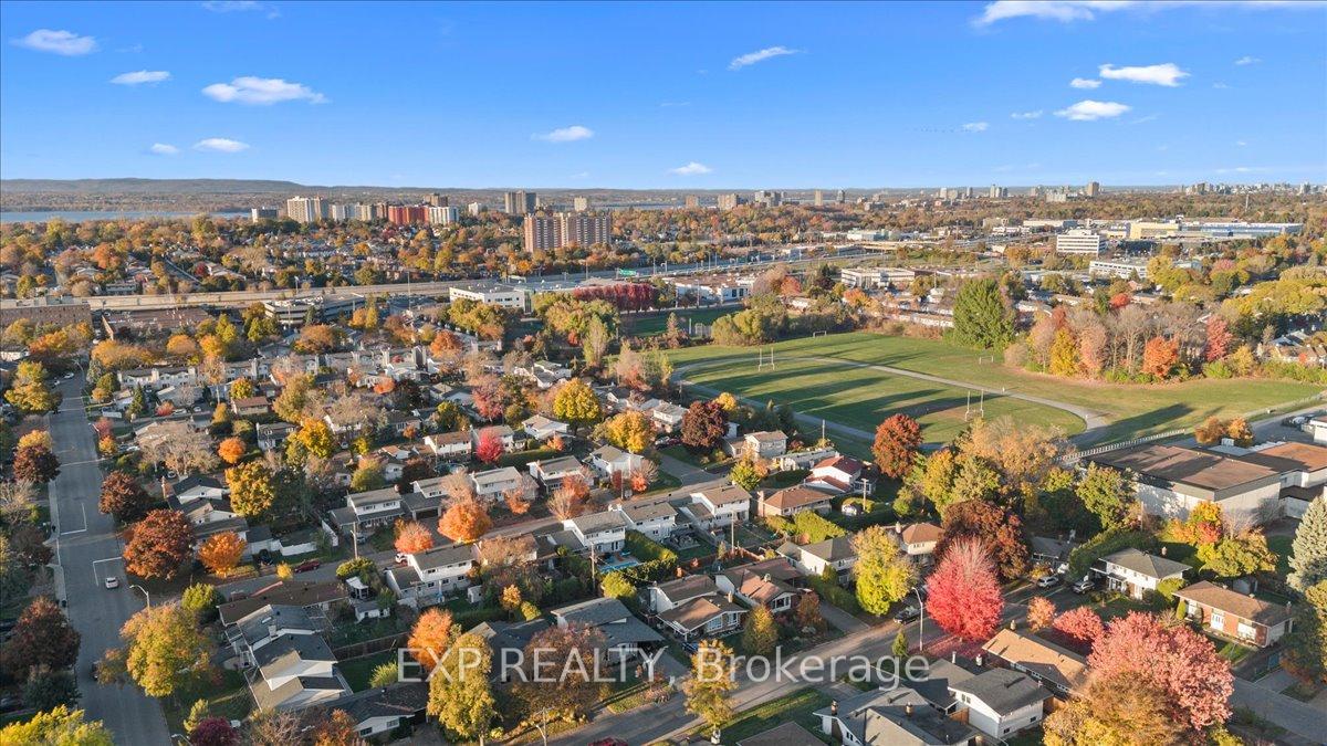 Photo 39 of 2670 Stone Crescent N, Ottawa, Redwood Park — HOMEH