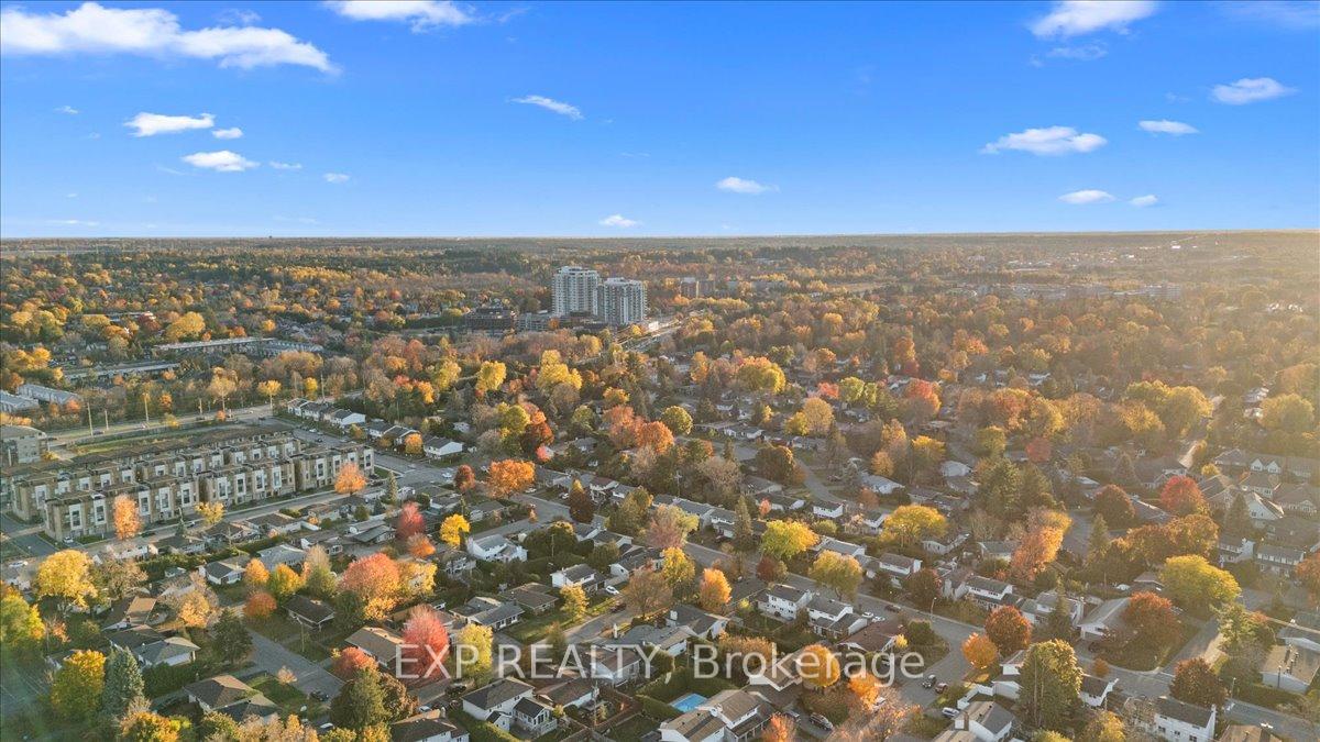 Photo 12 of 2670 Stone Crescent N, Ottawa, Redwood Park — HOMEH