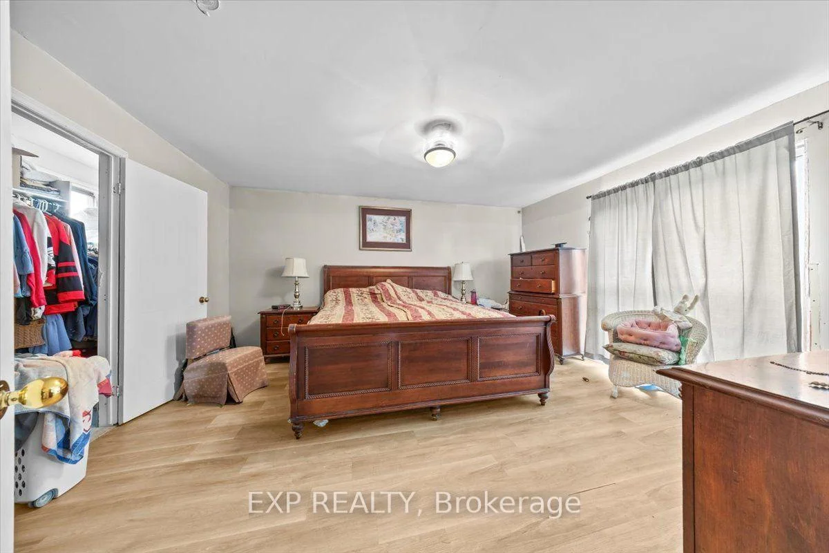Photo 21 of 2670 Stone Crescent N, Ottawa, Redwood Park — HOMEH