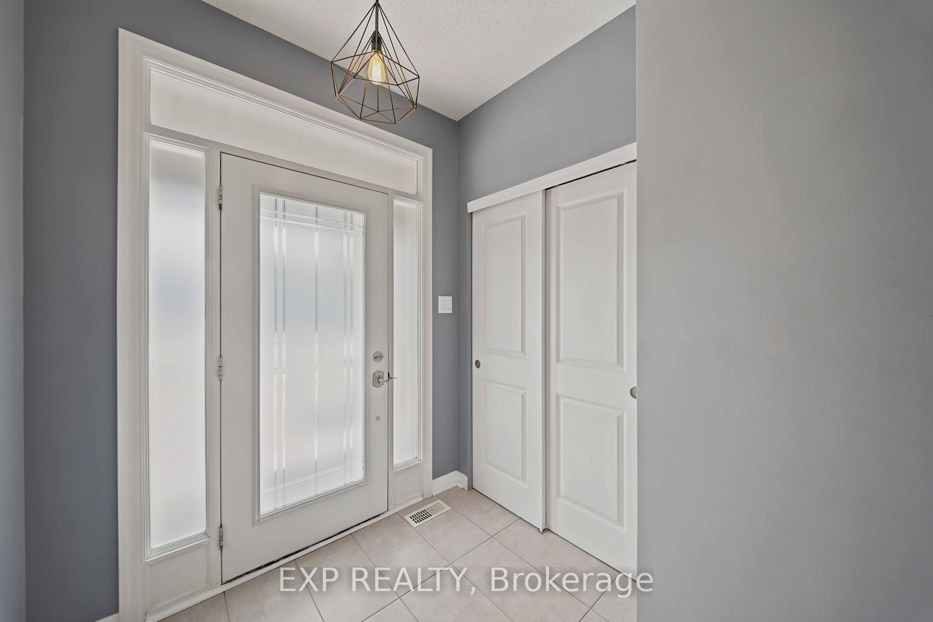 Photo 2 of 615 Spring Valley Drive, Ottawa, Mer Bleue/Bradley Estates/Anderson Park — HOMEH