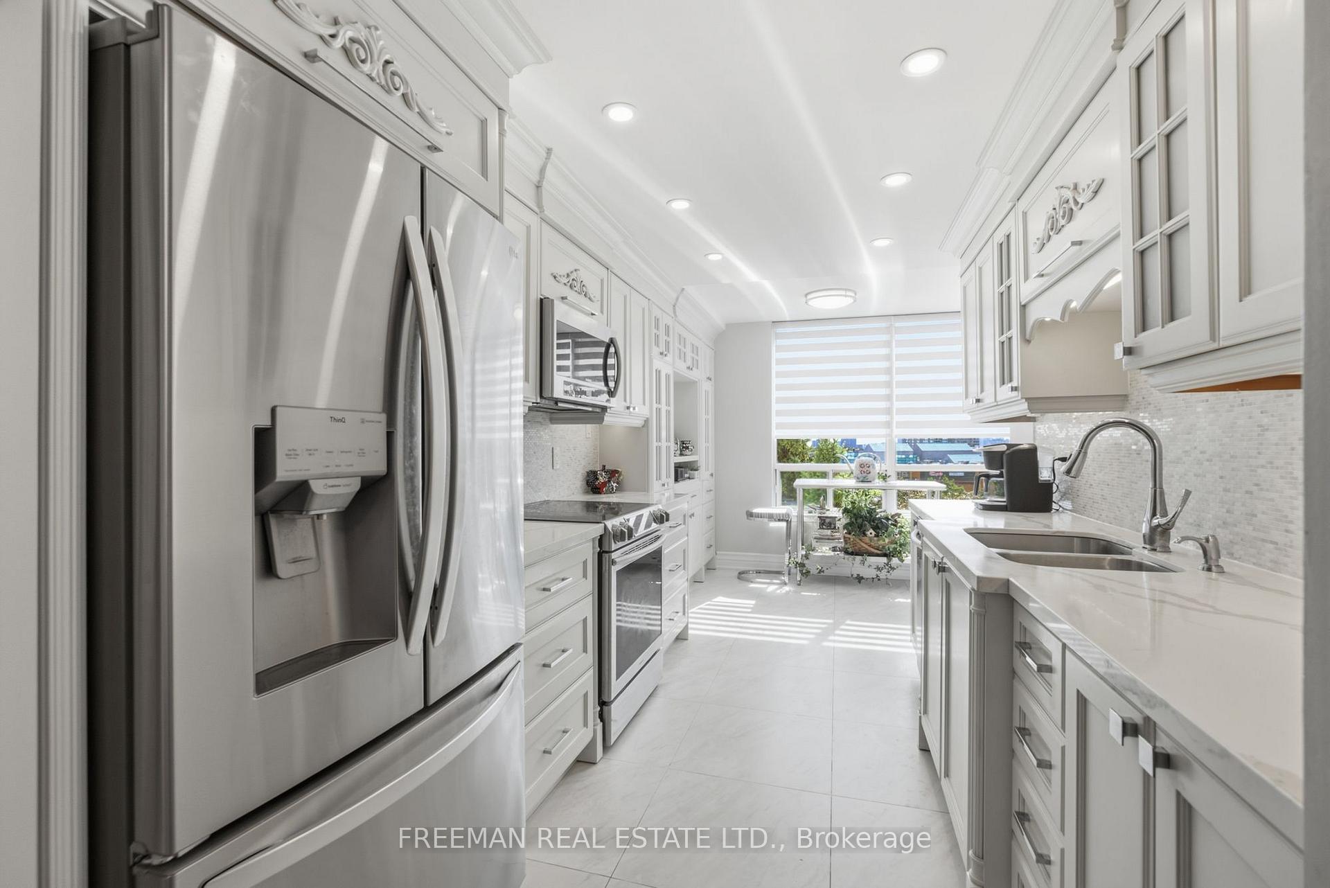 Photo 7 of Unit 612, 120 Promenade Circle, Vaughan, Brownridge — HOMEH
