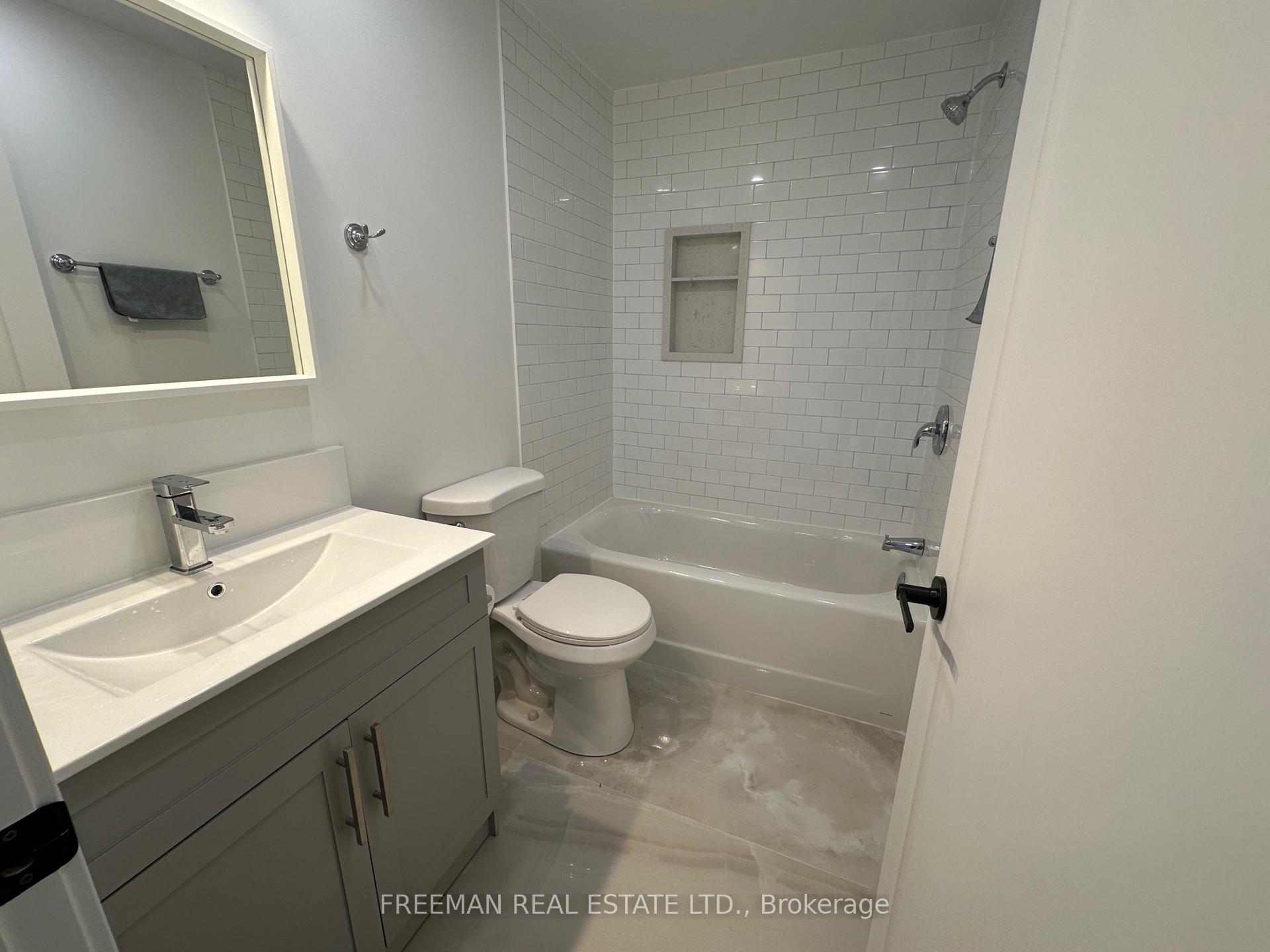 Photo 19 of 1029 Gerrard Street, Toronto, South Riverdale — HOMEH