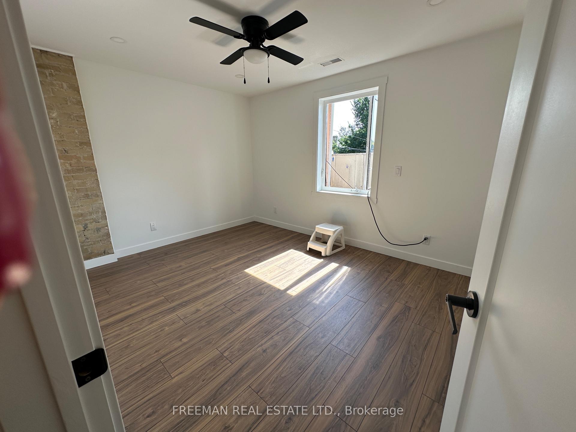 Photo 18 of 1029 Gerrard Street, Toronto, South Riverdale — HOMEH
