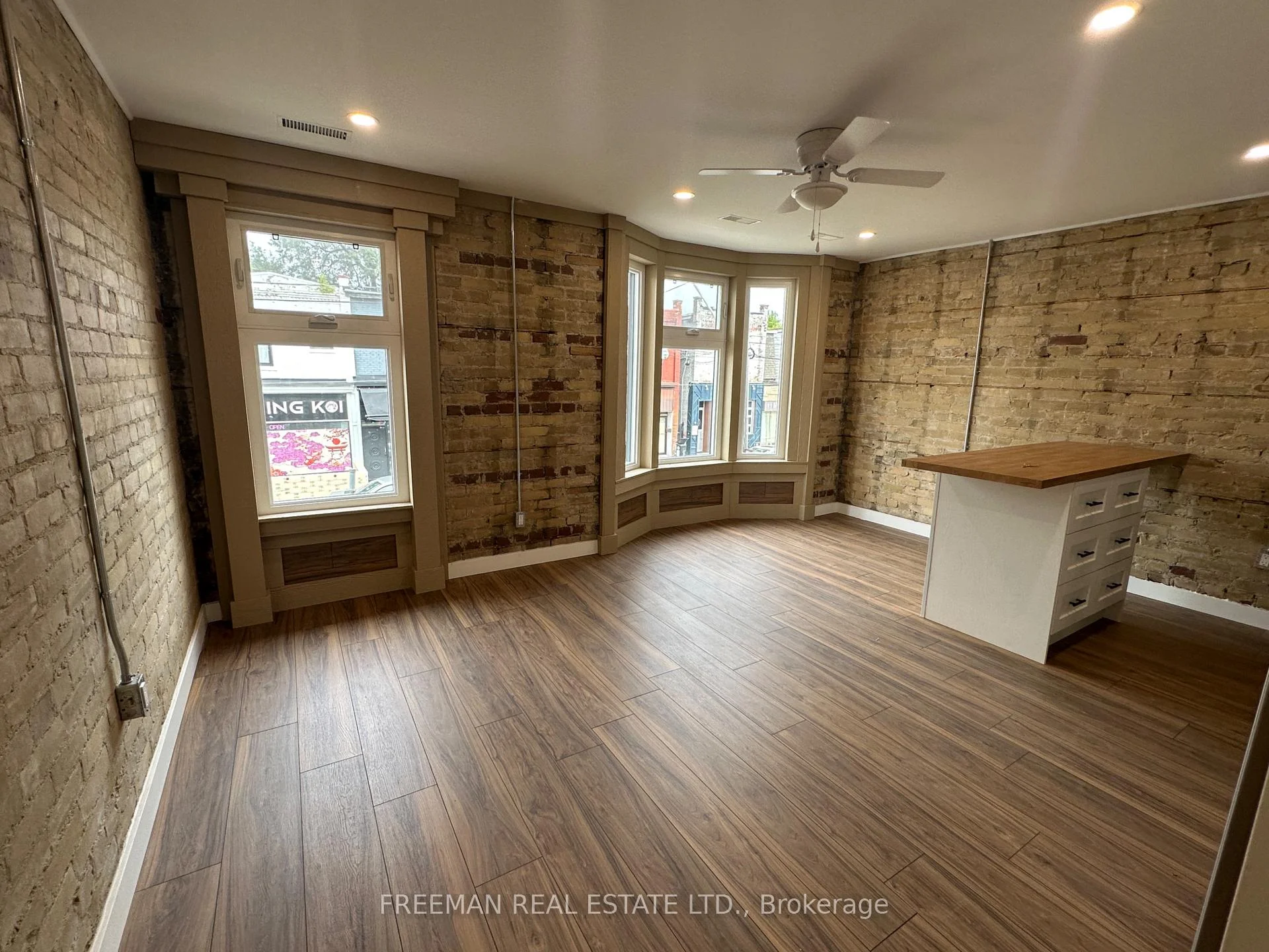 Photo 5 of 1029 Gerrard Street, Toronto, South Riverdale — HOMEH