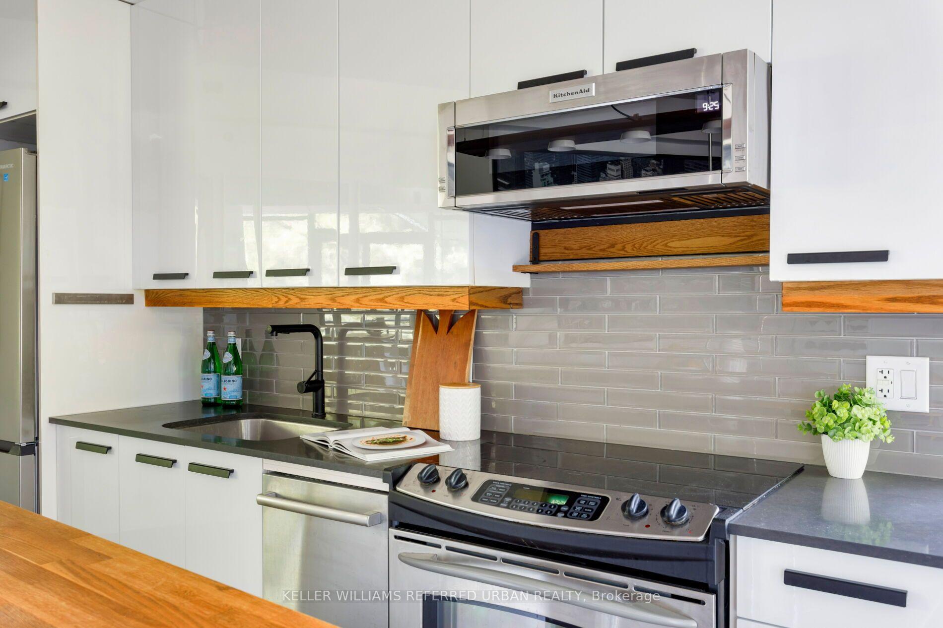 Photo 17 of Unit 212, 90 Trinity Street, Toronto, Moss Park — HOMEH