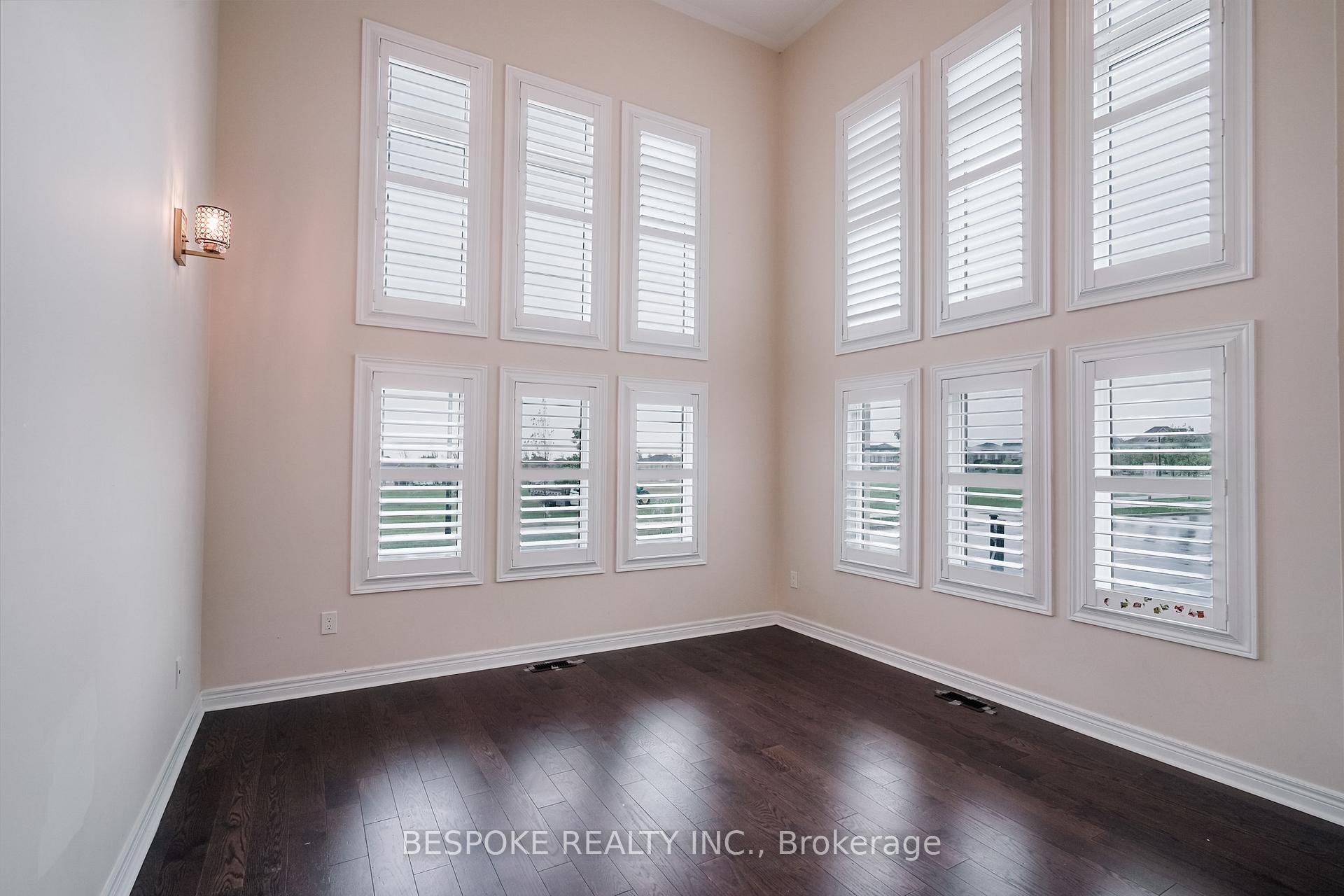 Photo 6 of 1072 Azalea Avenue, Pickering, Rural Pickering — HOMEH