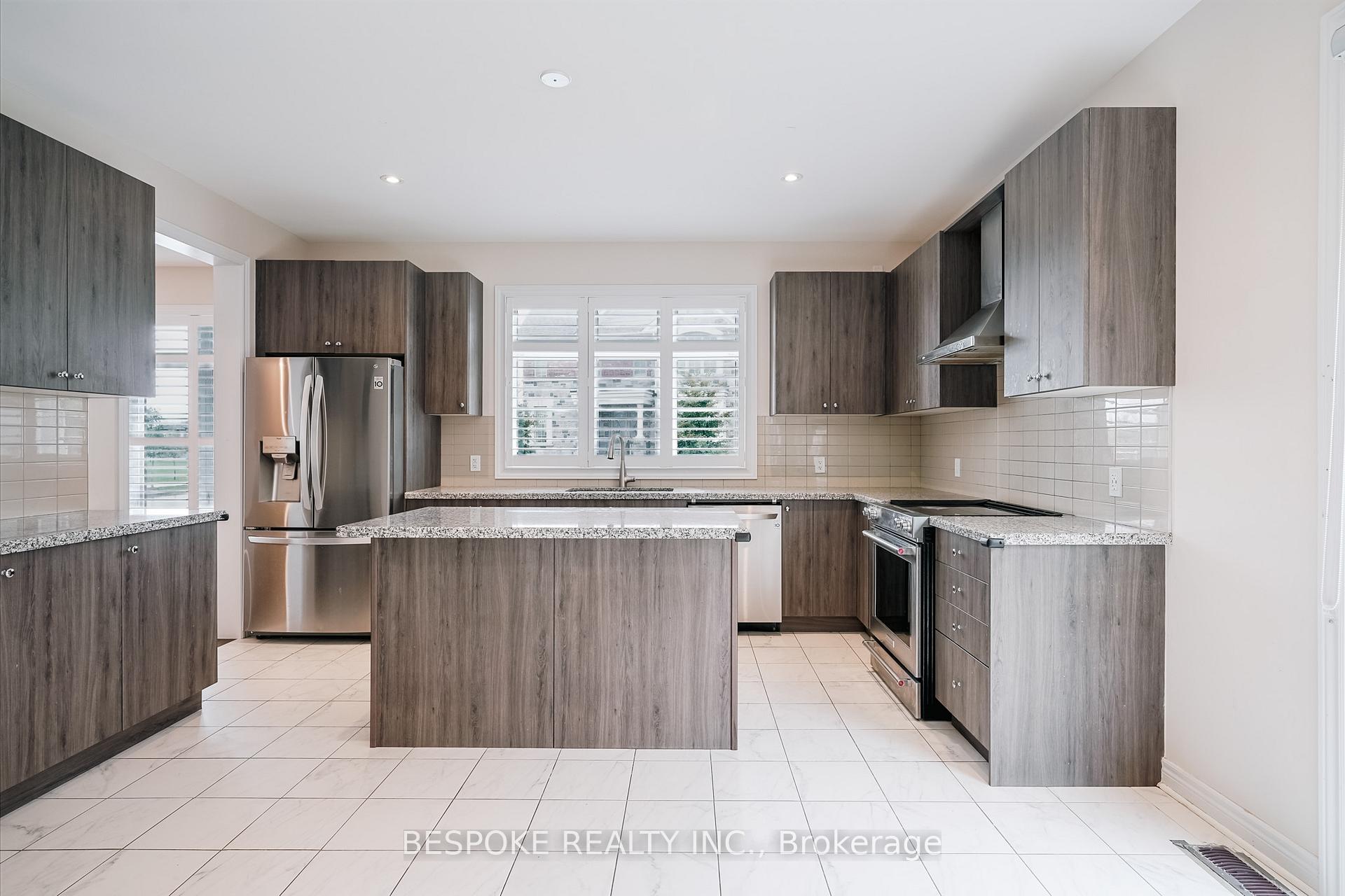 Photo 13 of 1072 Azalea Avenue, Pickering, Rural Pickering — HOMEH