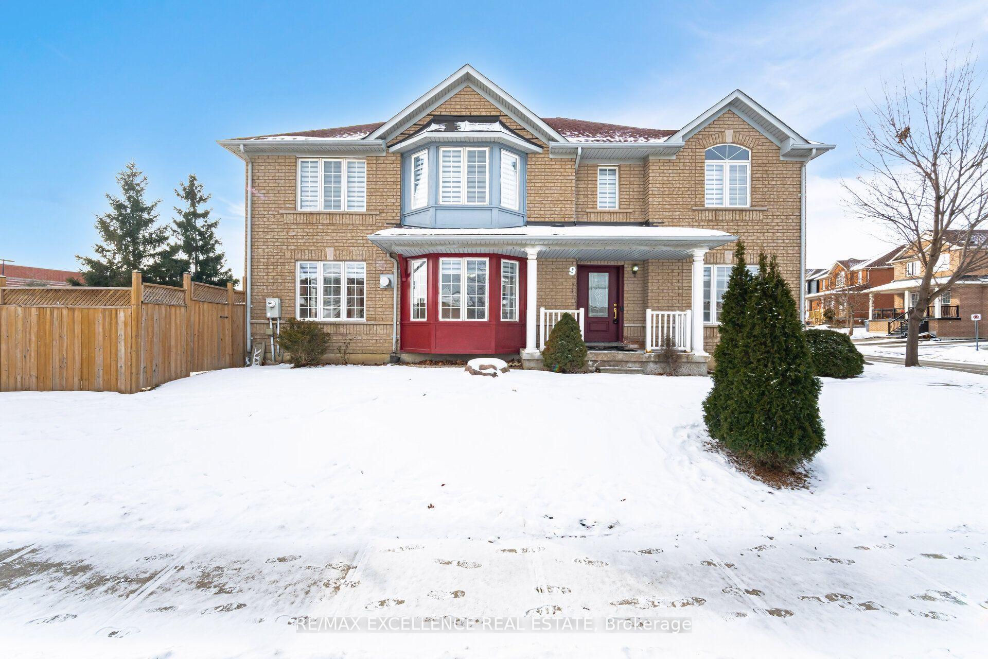 Photo 2 of 9 Continental Road, Brampton, Fletcher's Meadow — HOMEH