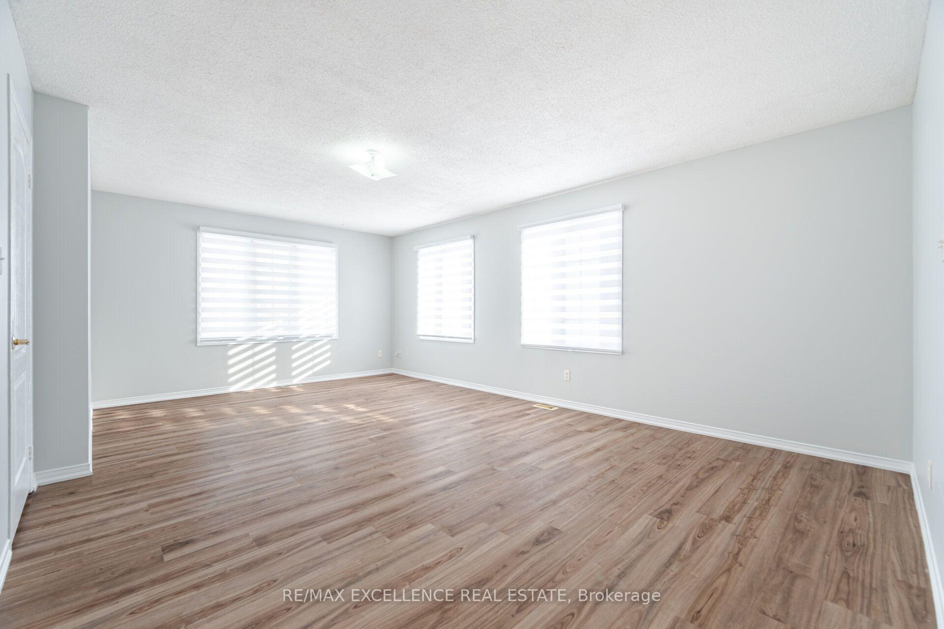 Photo 20 of 9 Continental Road, Brampton, Fletcher's Meadow — HOMEH
