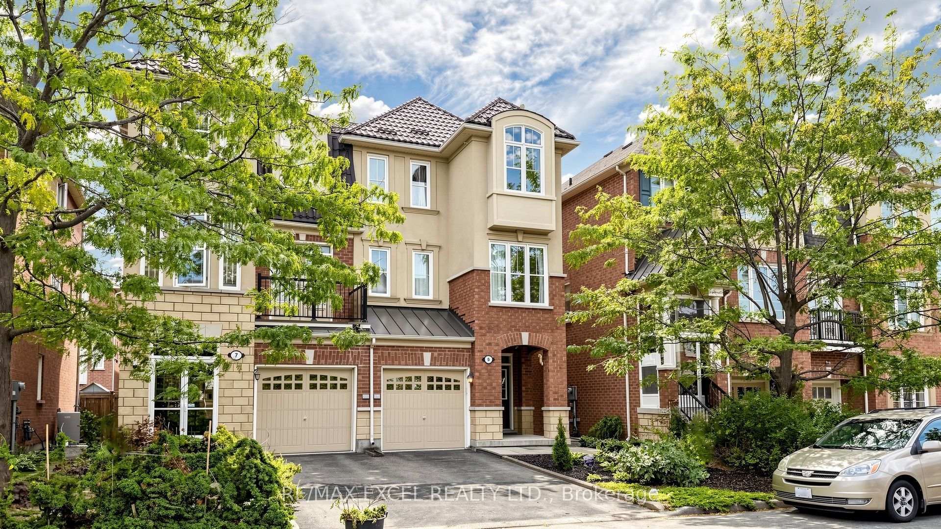 Photo 1 of 5 Ferguson Street, Scarborough, Clairlea-Birchmount — HOMEH