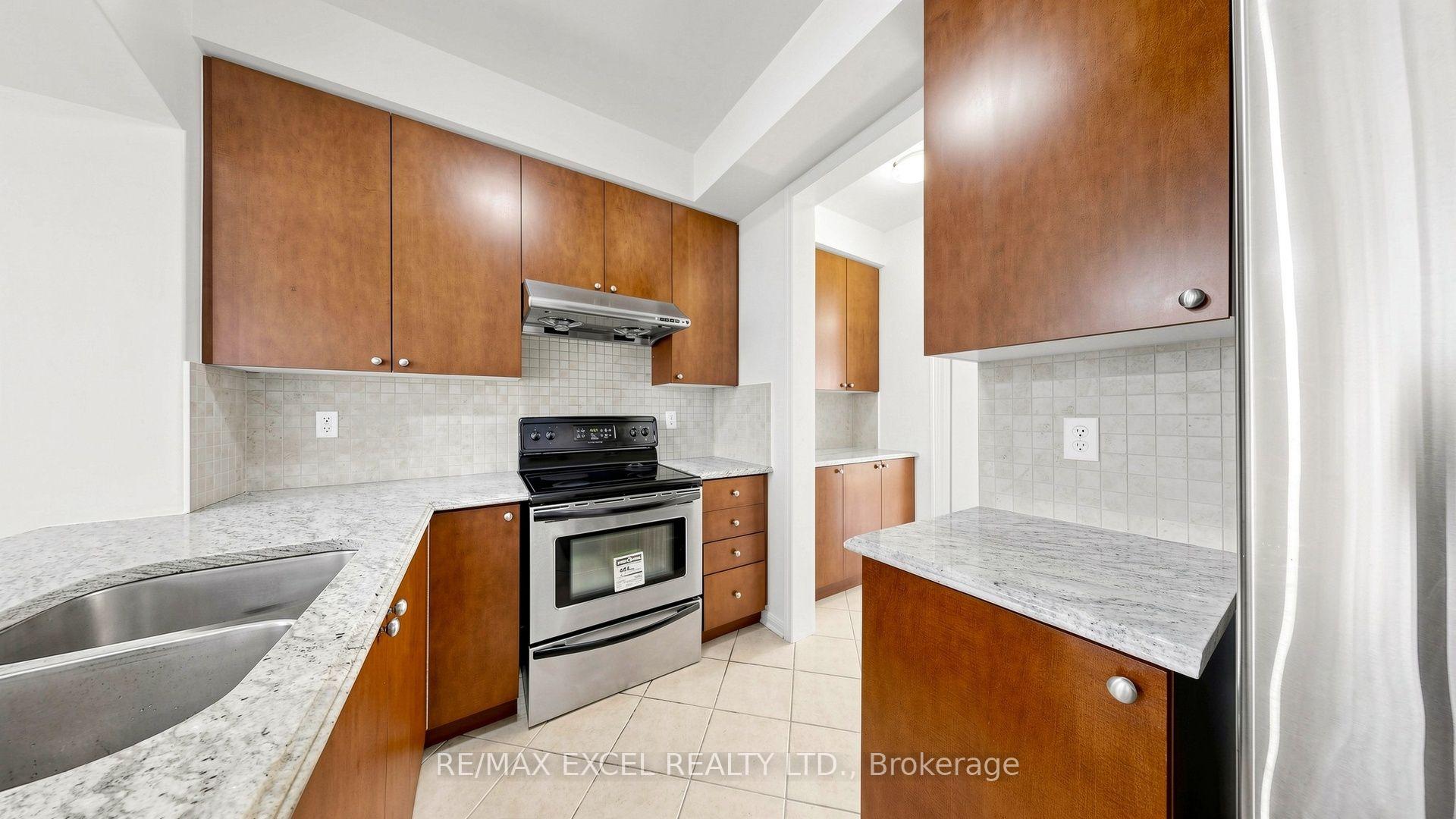 Photo 14 of 5 Ferguson Street, Scarborough, Clairlea-Birchmount — HOMEH