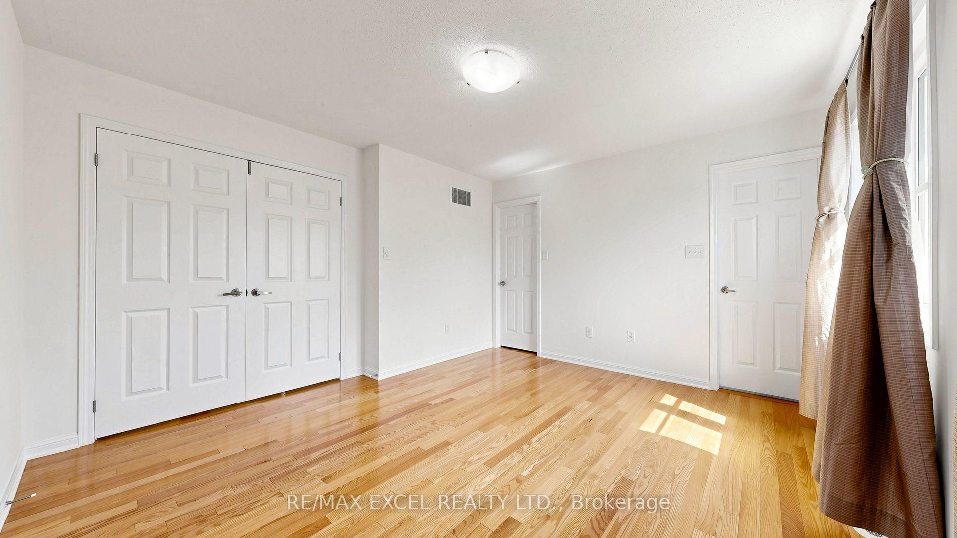 Photo 27 of 5 Ferguson Street, Scarborough, Clairlea-Birchmount — HOMEH