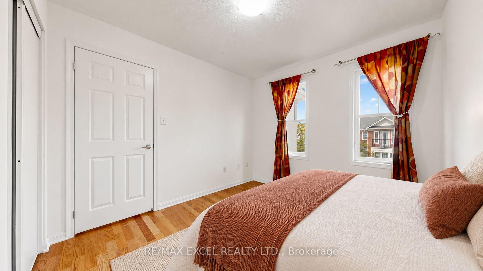 Photo 32 of 5 Ferguson Street, Scarborough, Clairlea-Birchmount — HOMEH