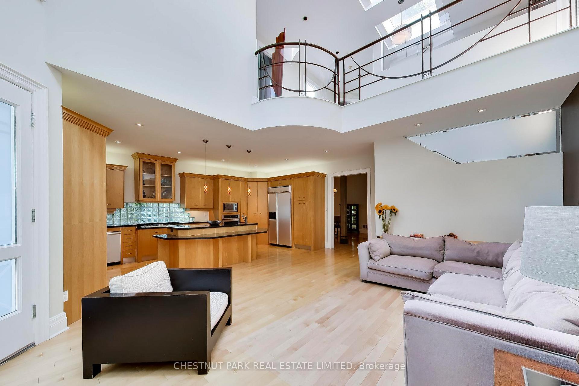 Photo 6 of 99 Bideford Avenue, North York, Lansing-Westgate — HOMEH