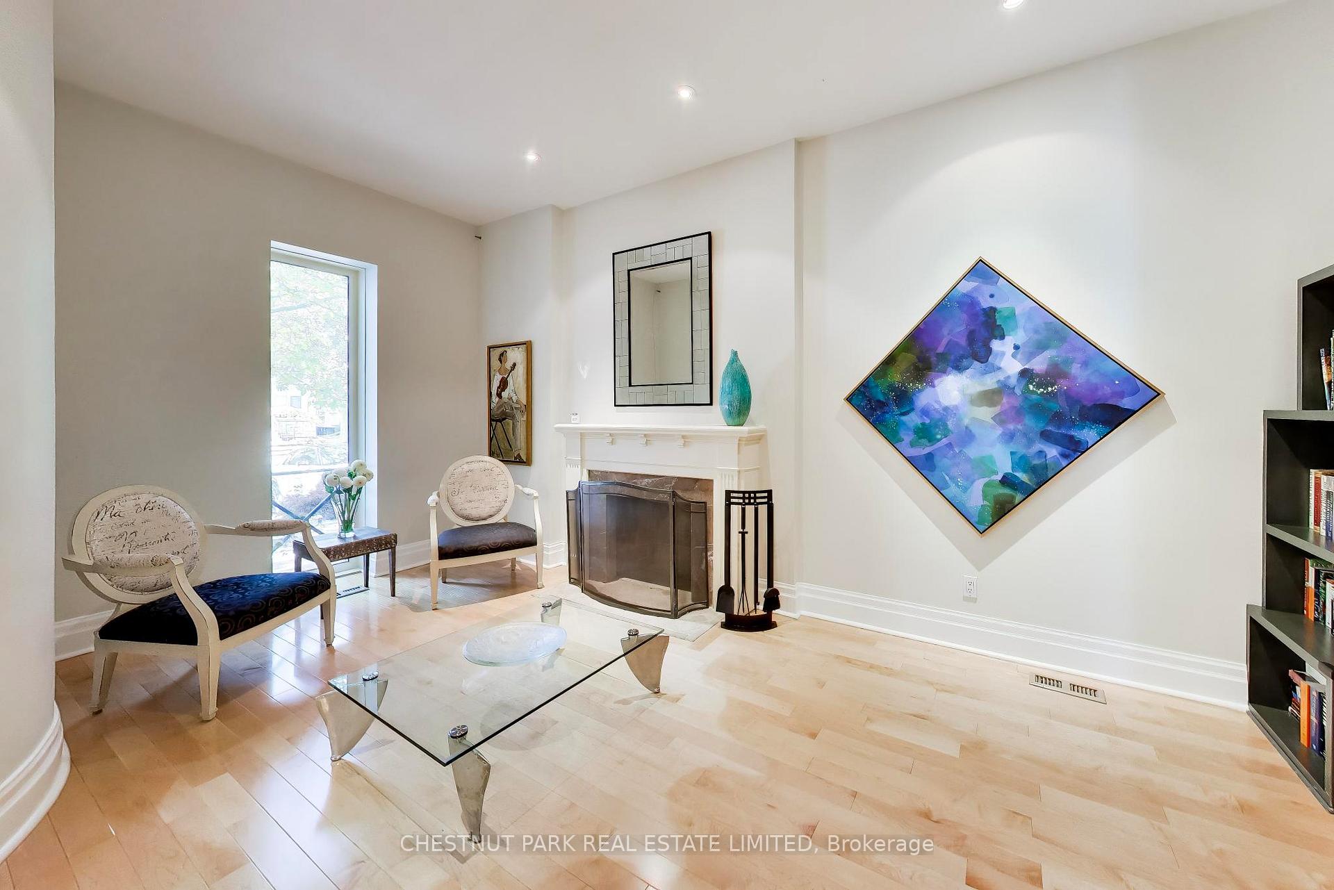 Photo 15 of 99 Bideford Avenue, North York, Lansing-Westgate — HOMEH
