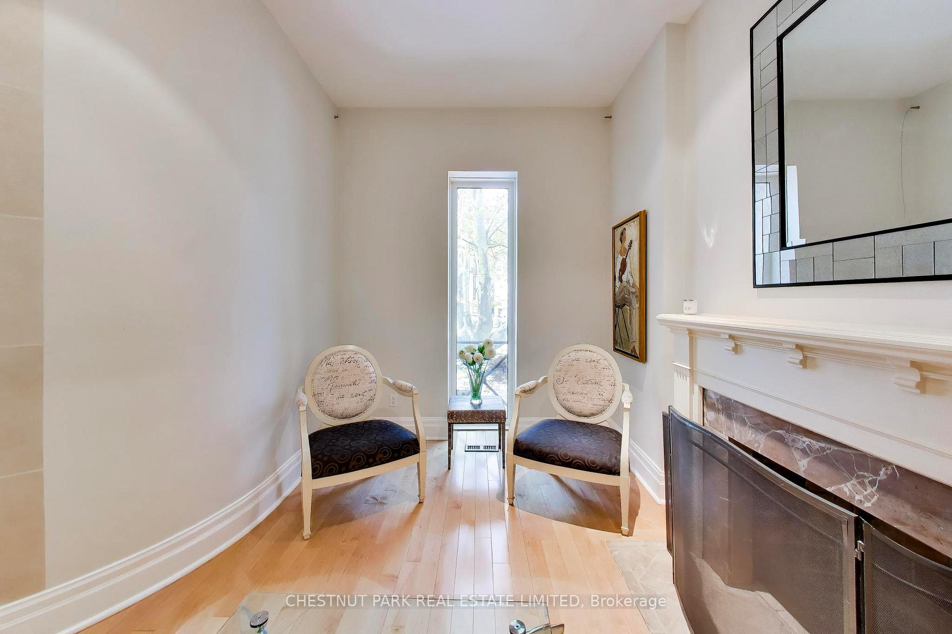 Photo 16 of 99 Bideford Avenue, North York, Lansing-Westgate — HOMEH