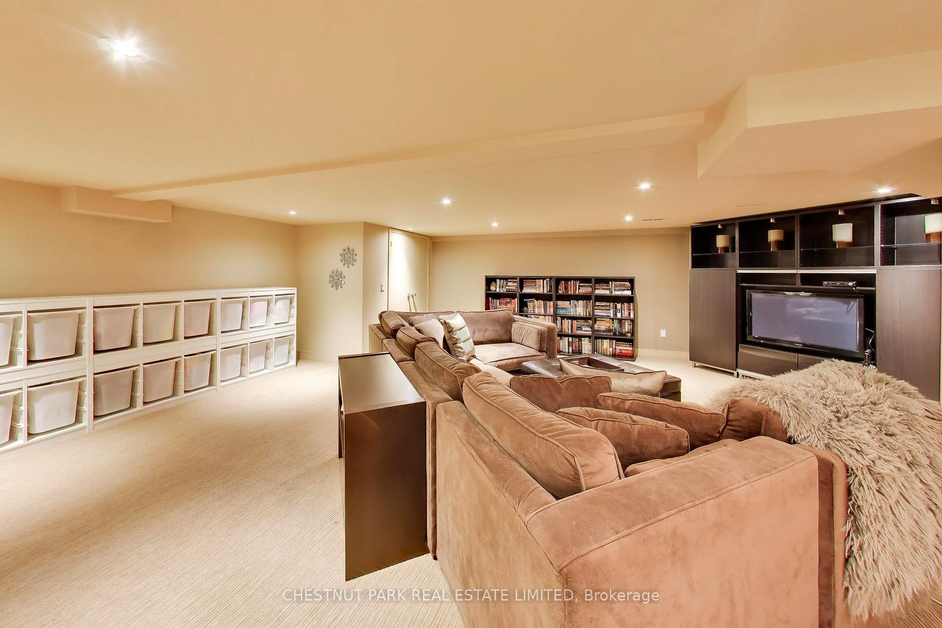 Photo 46 of 99 Bideford Avenue, North York, Lansing-Westgate — HOMEH