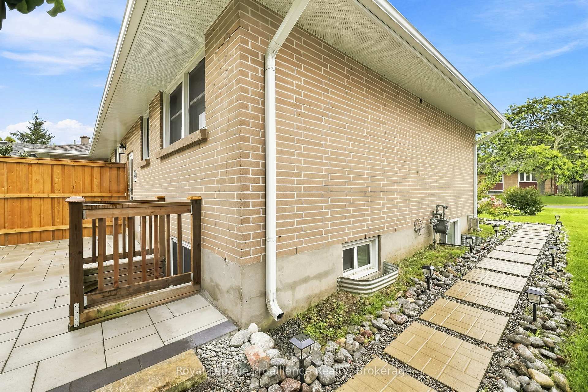 Photo 5 of Unit B, 5 Jane Street, Cobourg — HOMEH
