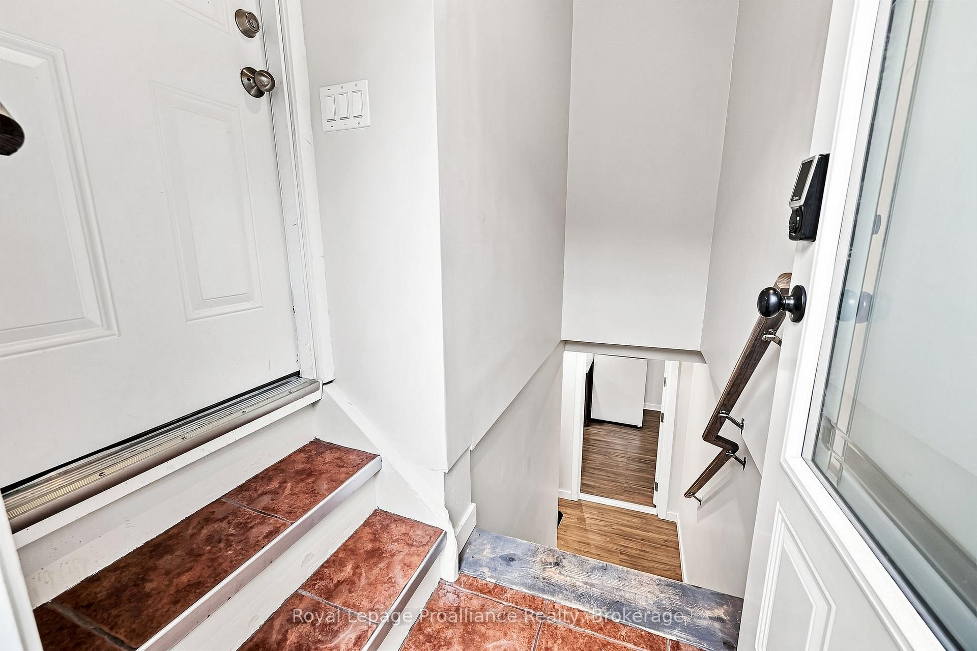 Photo 10 of Unit B, 5 Jane Street, Cobourg — HOMEH