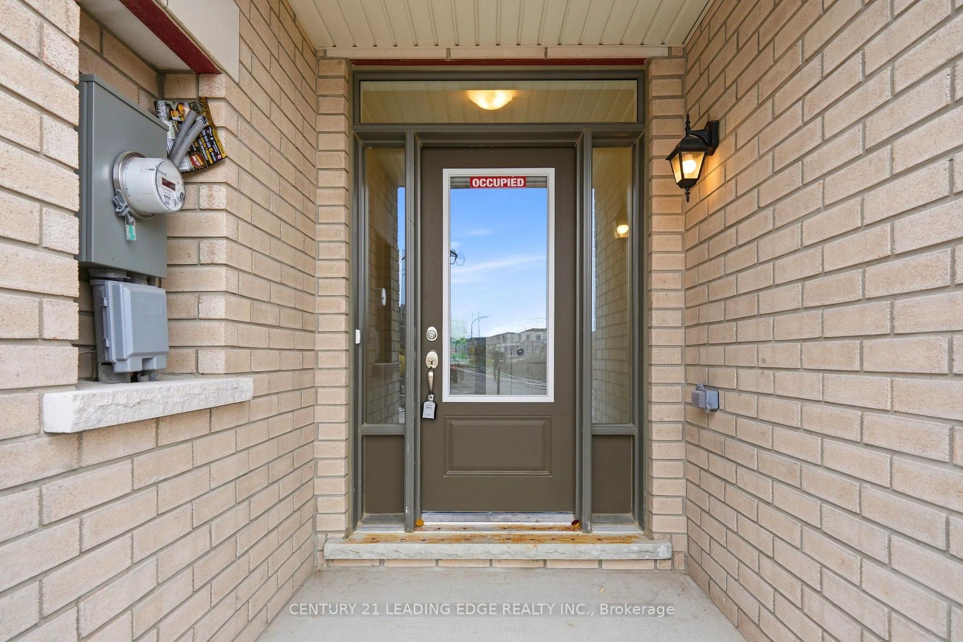 Photo 2 of 53 Upper Paradise Way, Whitby, Rural Whitby — HOMEH