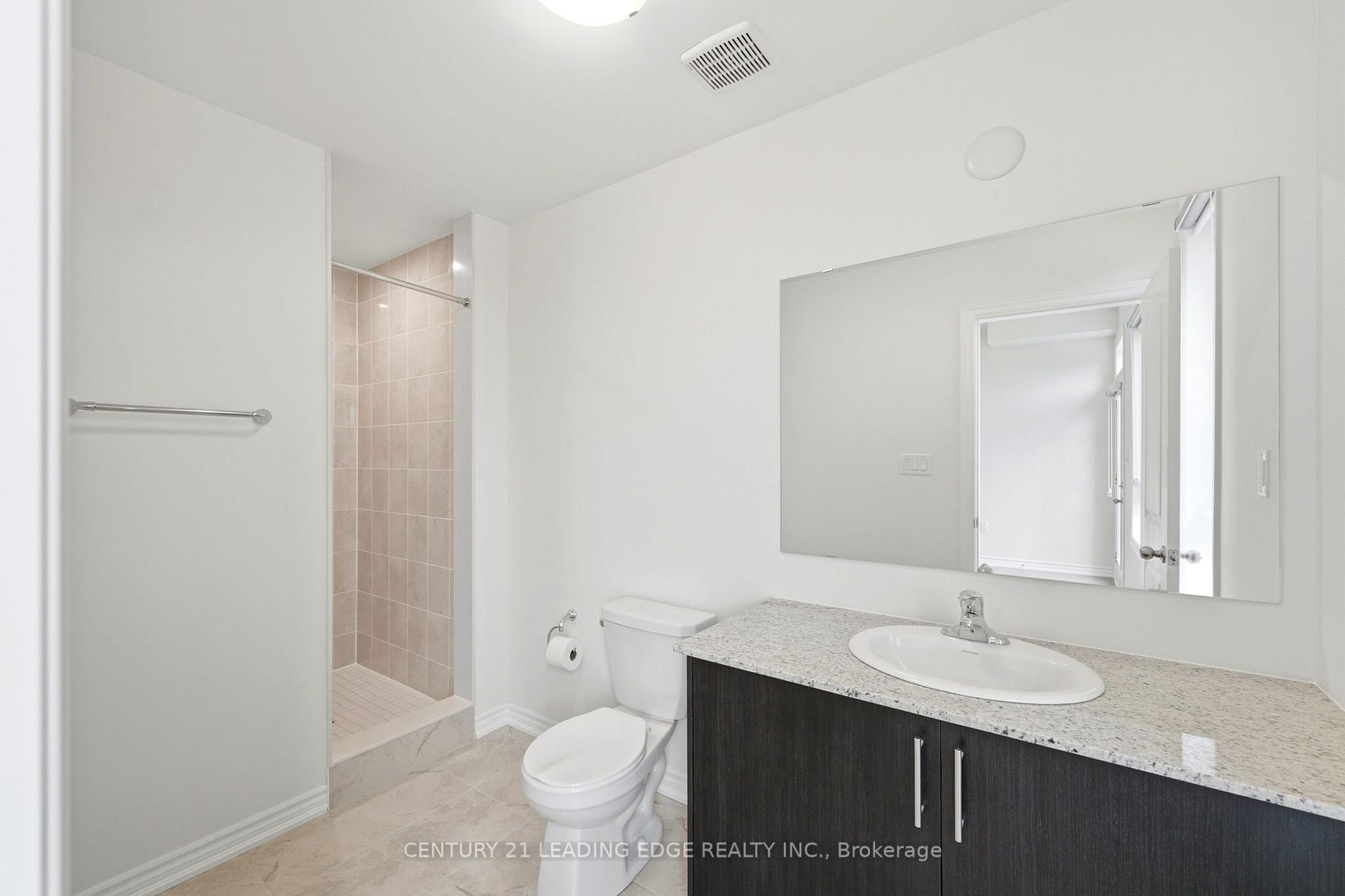 Photo 12 of 53 Upper Paradise Way, Whitby, Rural Whitby — HOMEH