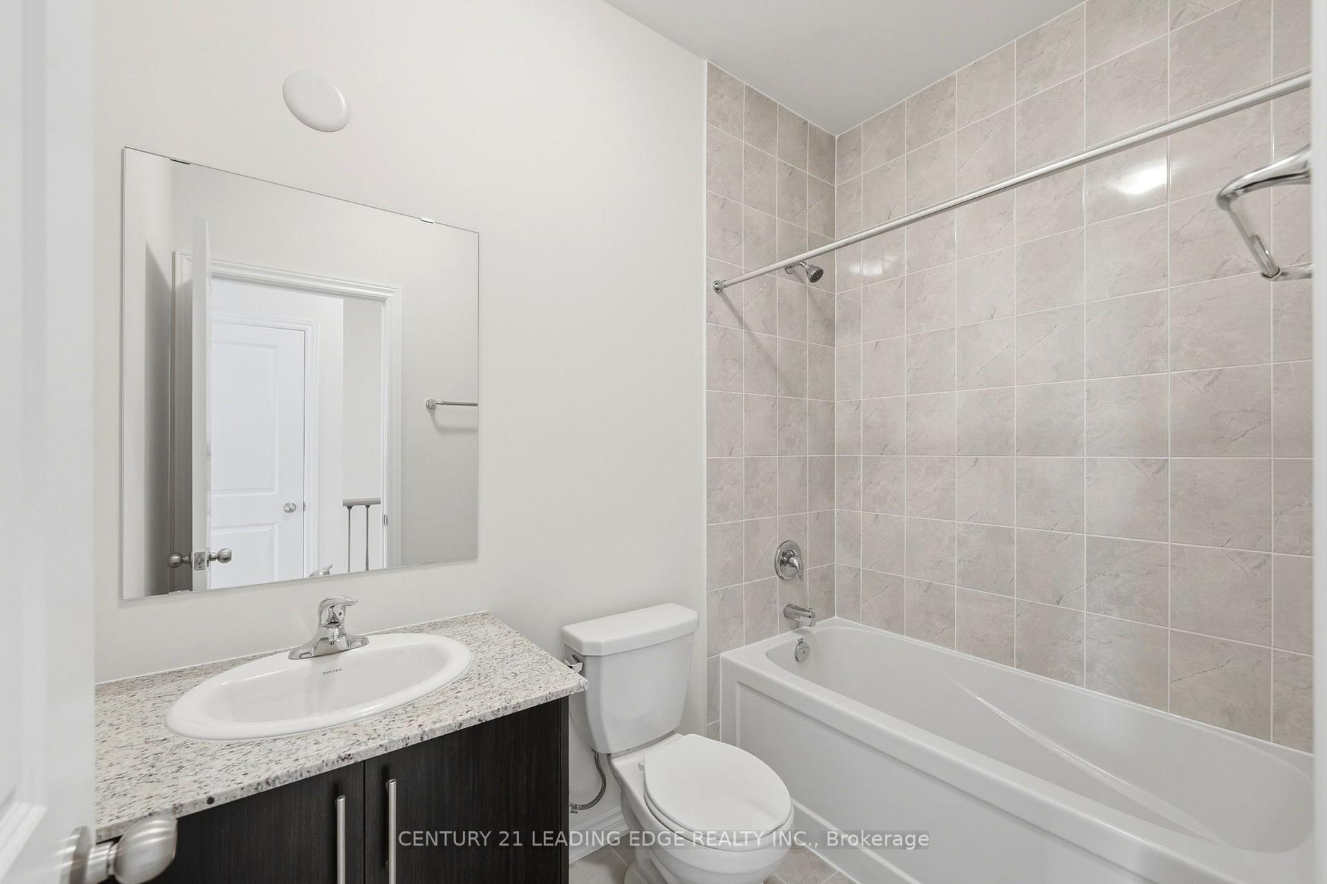 Photo 22 of 53 Upper Paradise Way, Whitby, Rural Whitby — HOMEH