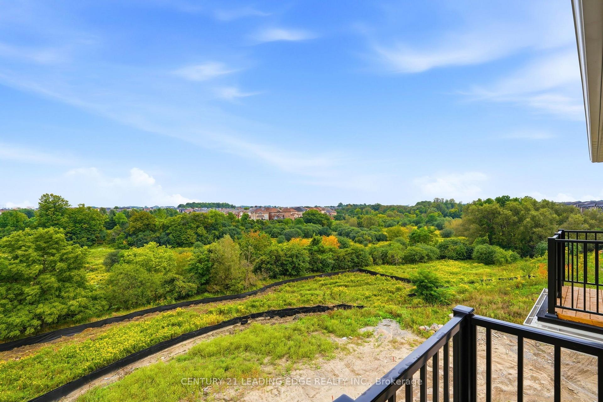 Photo 38 of 53 Upper Paradise Way, Whitby, Rural Whitby — HOMEH