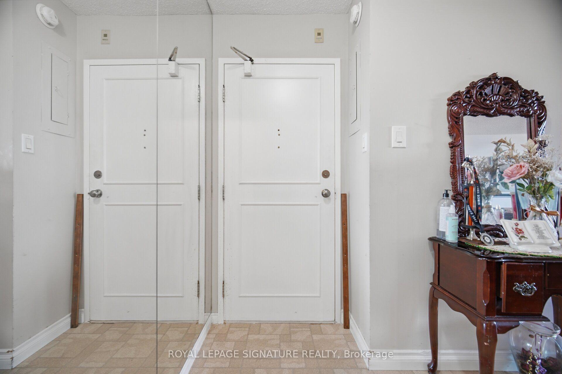 Photo 5 of Unit 802, 375 King Street N, Waterloo, Lakeshore Village — HOMEH