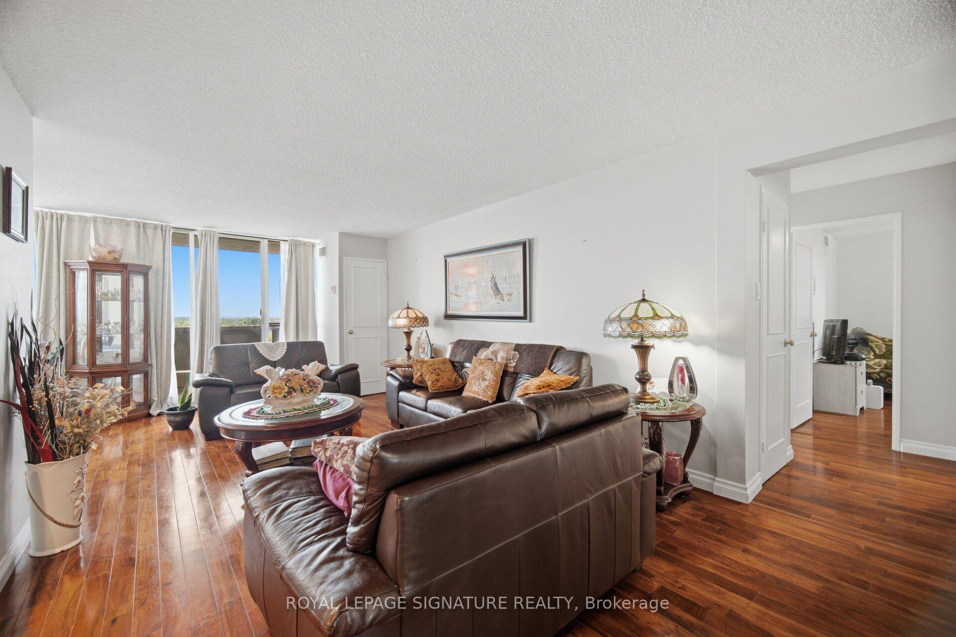 Photo 9 of Unit 802, 375 King Street N, Waterloo, Lakeshore Village — HOMEH