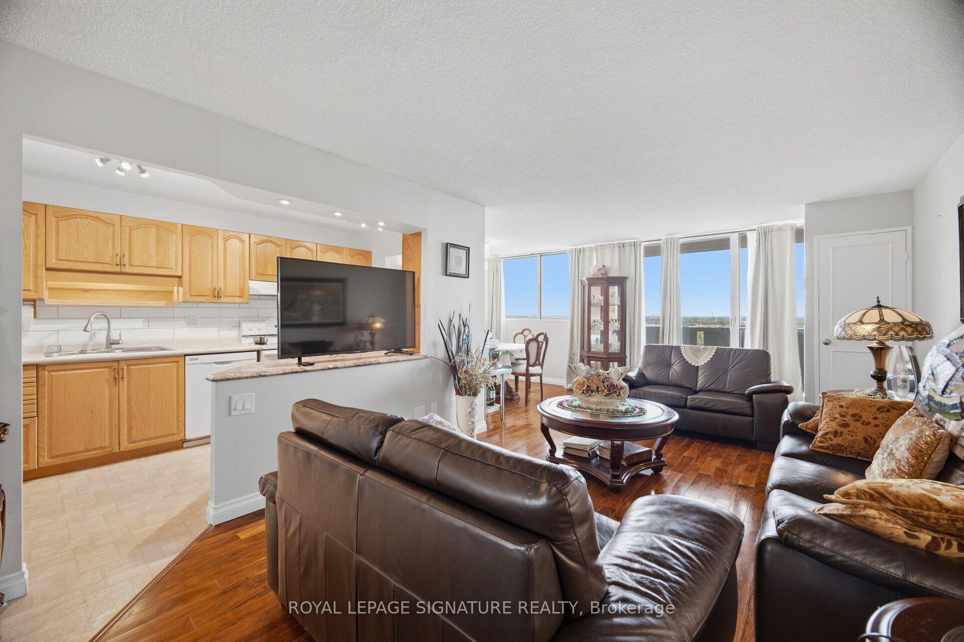Photo 10 of Unit 802, 375 King Street N, Waterloo, Lakeshore Village — HOMEH