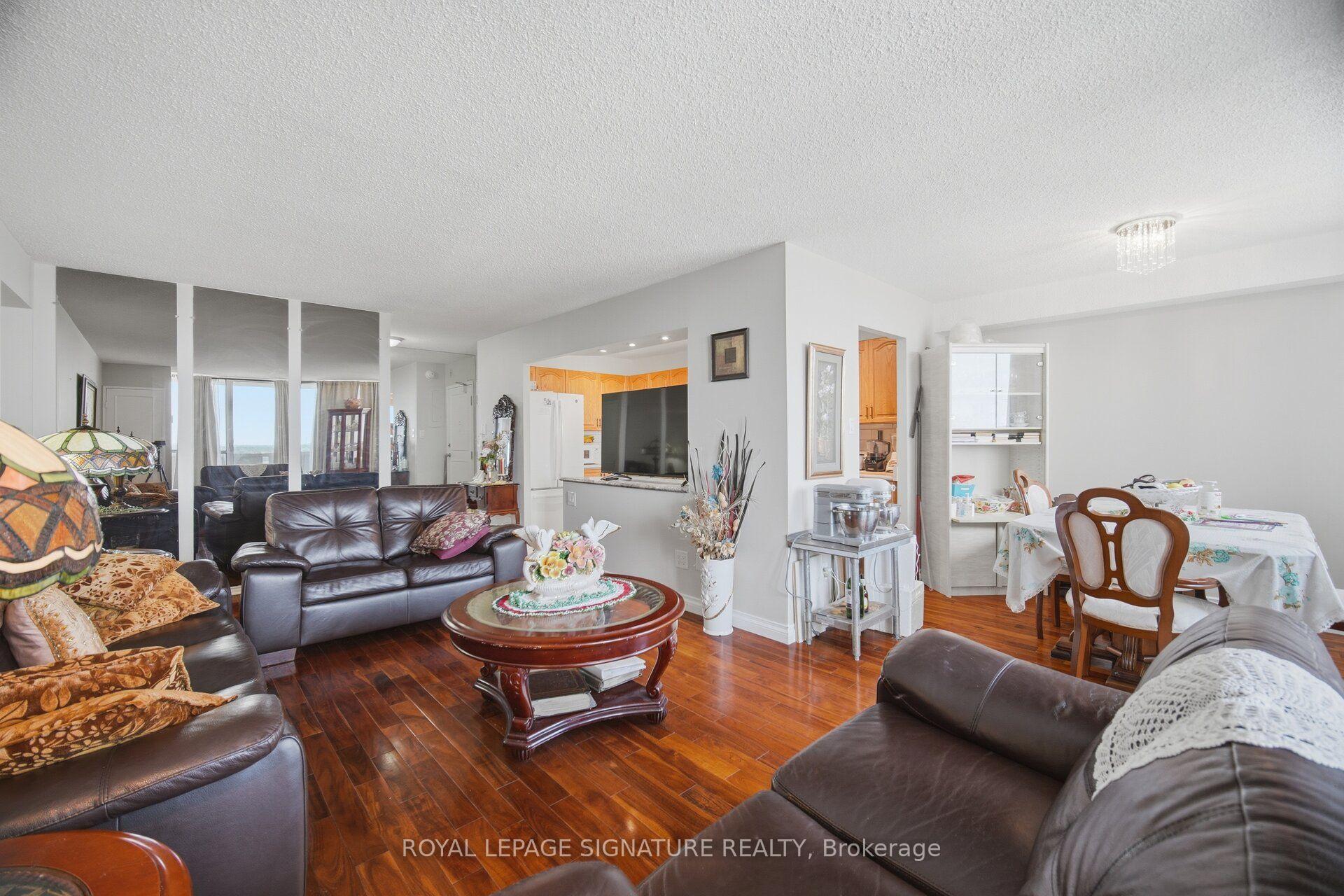 Photo 11 of Unit 802, 375 King Street N, Waterloo, Lakeshore Village — HOMEH