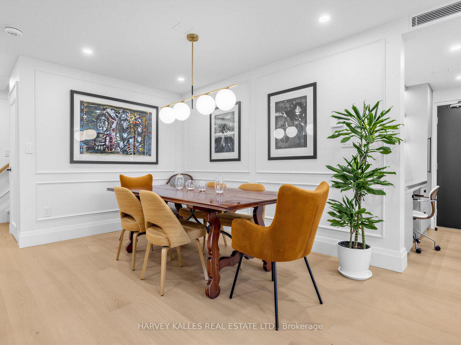Photo 8 of Unit 404, 349 St. Clair Avenue W, Toronto, Casa Loma — HOMEH