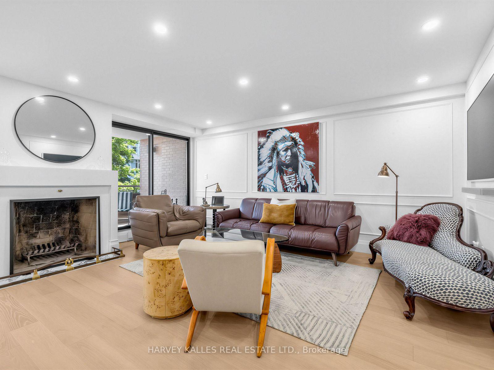 Photo 16 of Unit 404, 349 St. Clair Avenue W, Toronto, Casa Loma — HOMEH