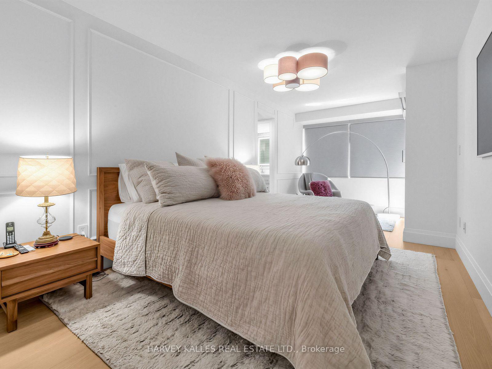 Photo 20 of Unit 404, 349 St. Clair Avenue W, Toronto, Casa Loma — HOMEH